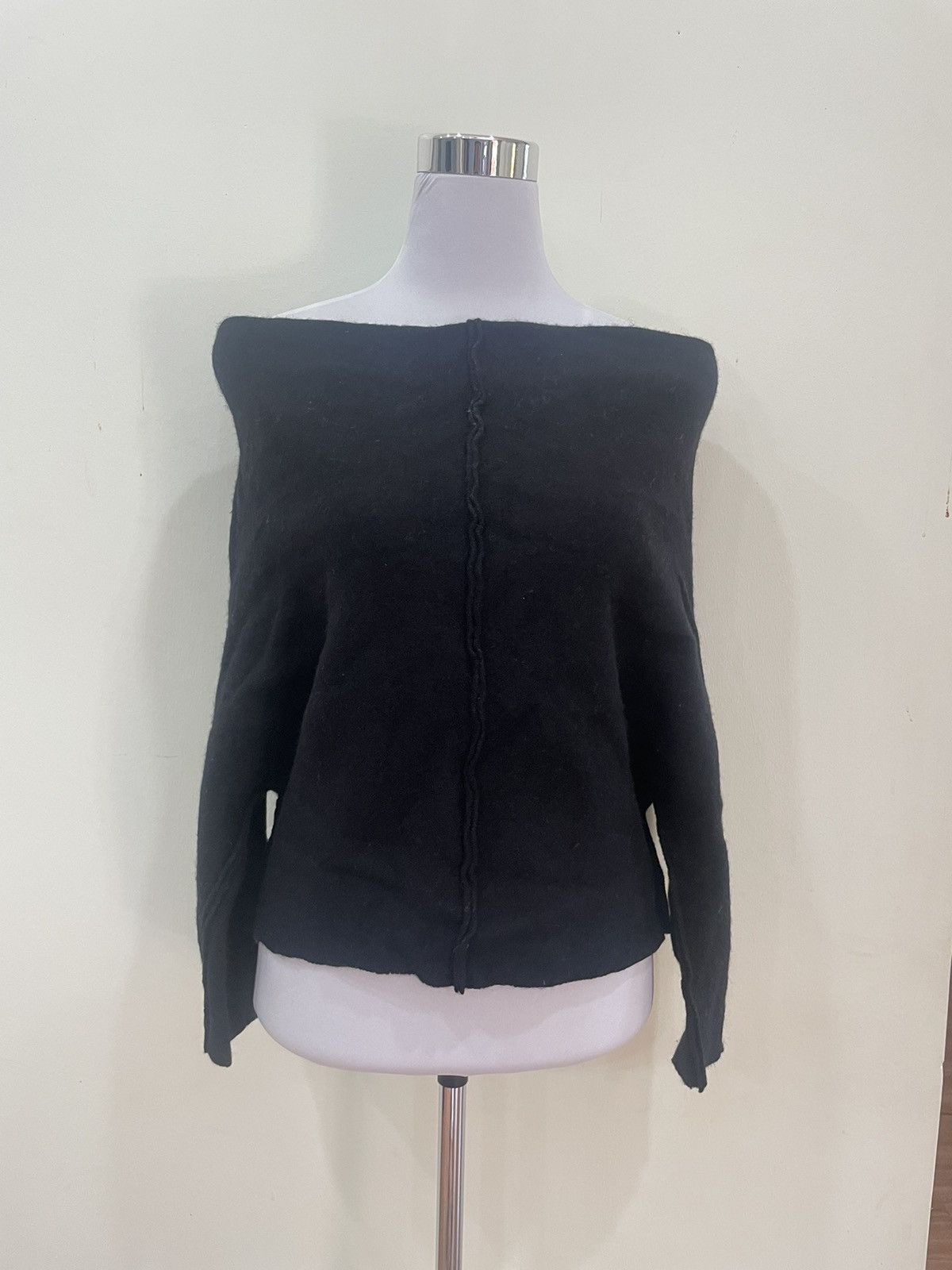 Japanese Brand Aula Aila Off Shoulder Knitwear Size XS / US 0-2 / IT 36-38 - 1 Thumbnail