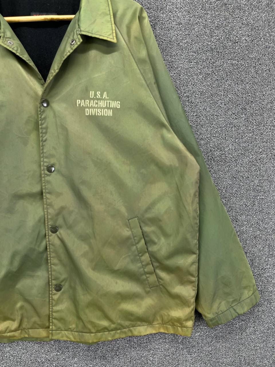 Vintage Vintage Redskins U.S.A Parachuting Division Trashed Jacket Size US L / EU 52-54 / 3 - 6 Thumbnail