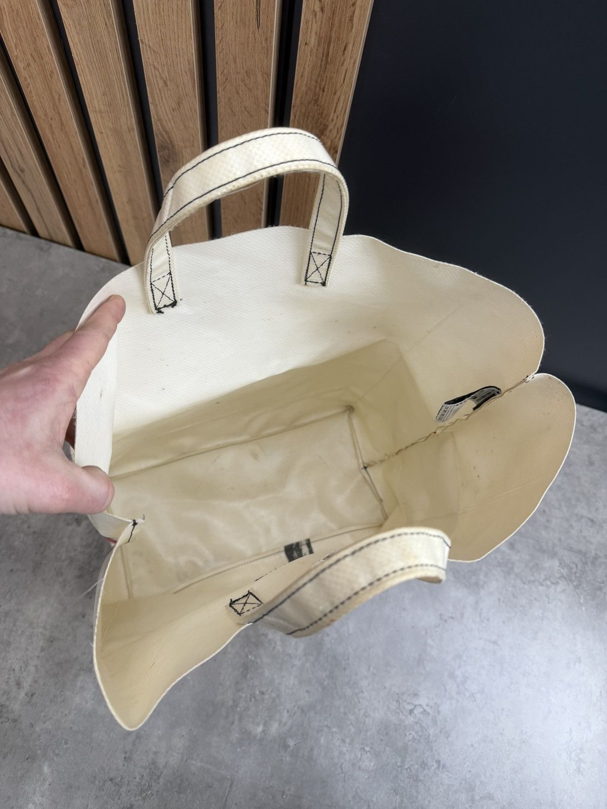 Freitag FREITAG Recycled Shopper White Red Bag Unisex Size ONE SIZE - 9 Thumbnail