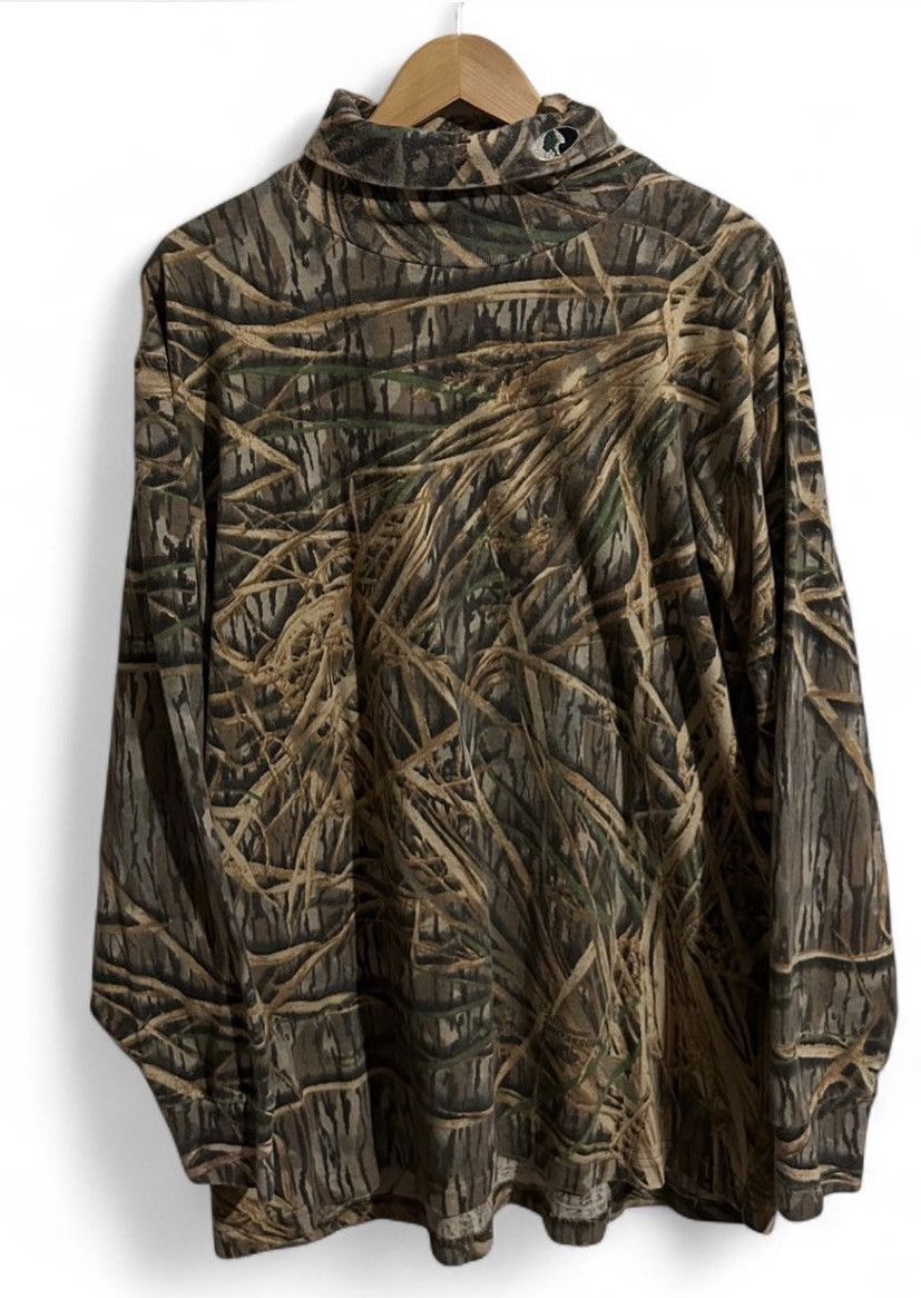 Mossy Oaks Mossy Oak Camo Long Sleeve Turtleneck Shirt Size XL Size US XL / EU 56 / 4 - 1 Thumbnail