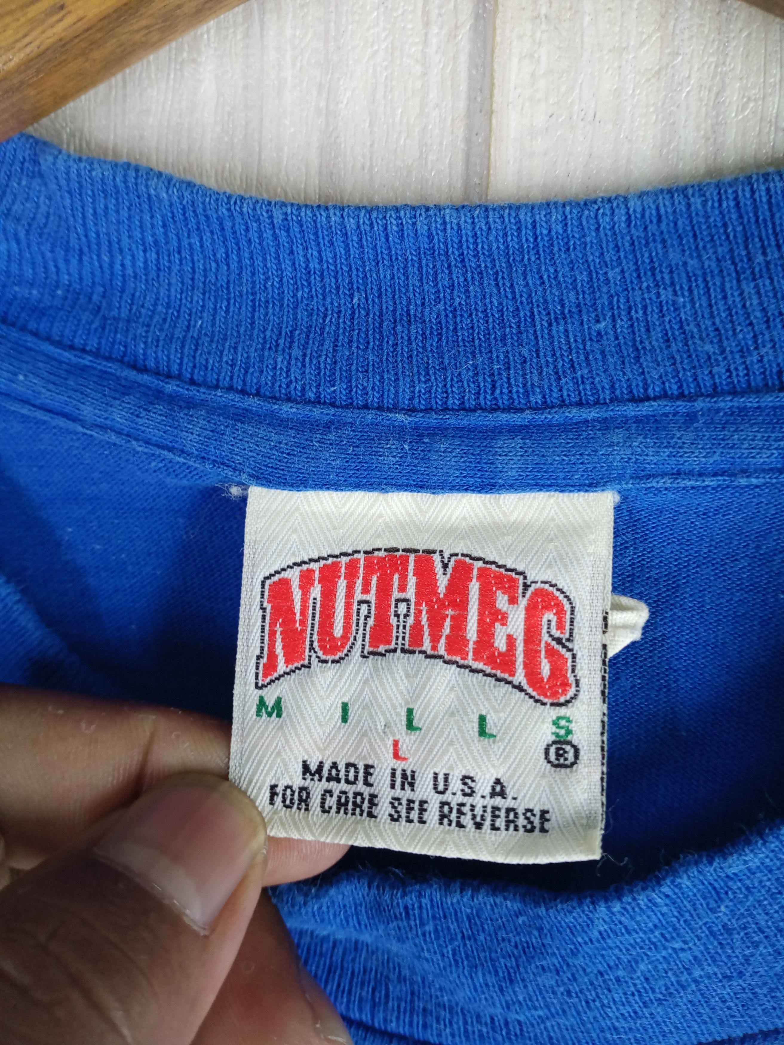 NBA Rare Vintage 90s New York Knicks NBA Tshirt Size US L / EU 52-54 / 3 - 9 Thumbnail