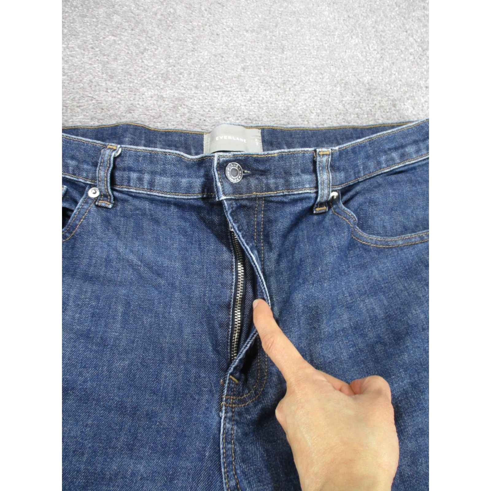 Everlane Everlane Jeans Mens 38 Dark Wash Denim Slim 38X31 Slim Regular Denim Jeans Mens 38 Dark Blue 90s? Size US 38 / EU 54 - 4 Thumbnail