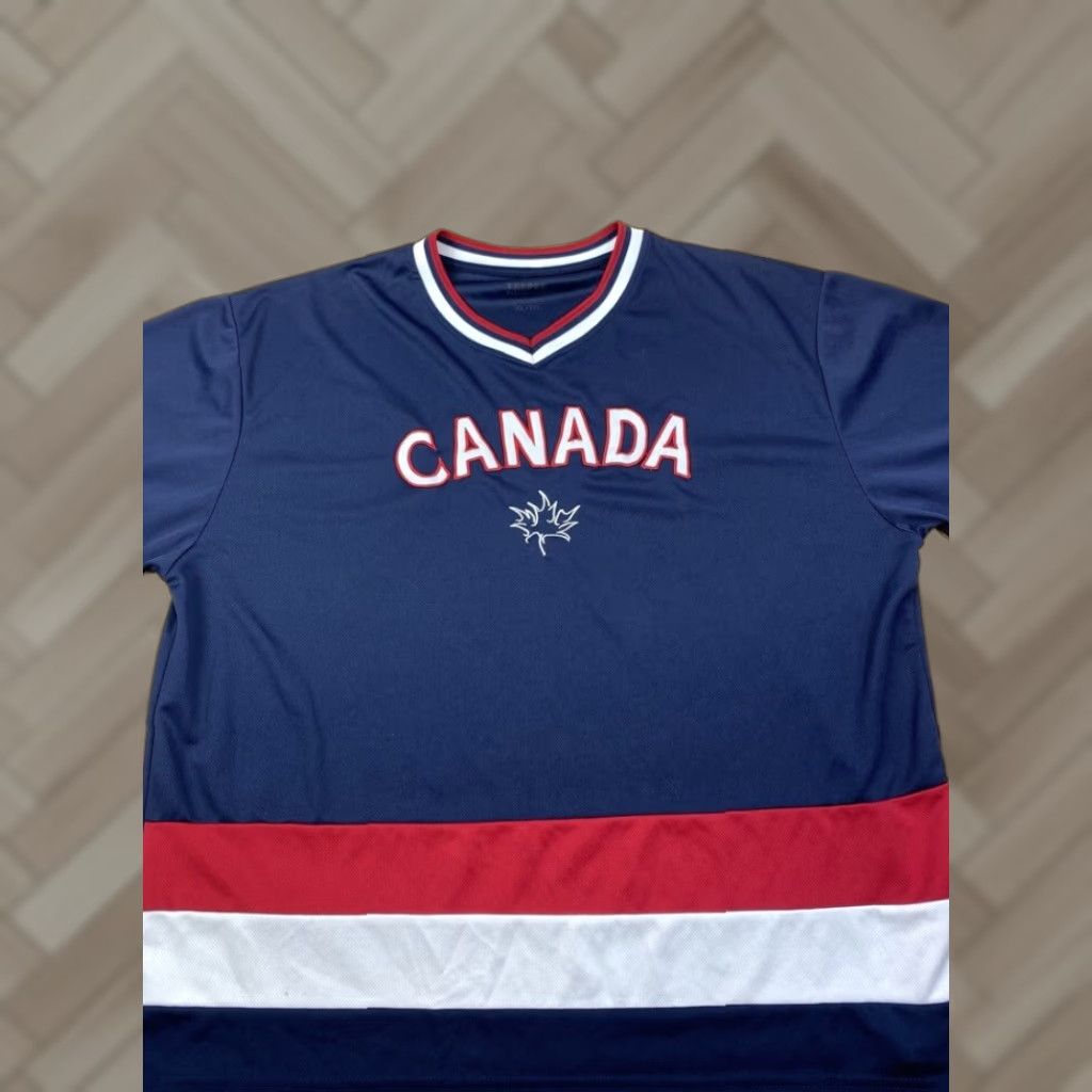 Vintage TeePee Canada Hockey Jersey Blue T Shirt Short Sleeve XL Mens TeePee 3176 Size US XL / EU 56 / 4 - 1 Thumbnail
