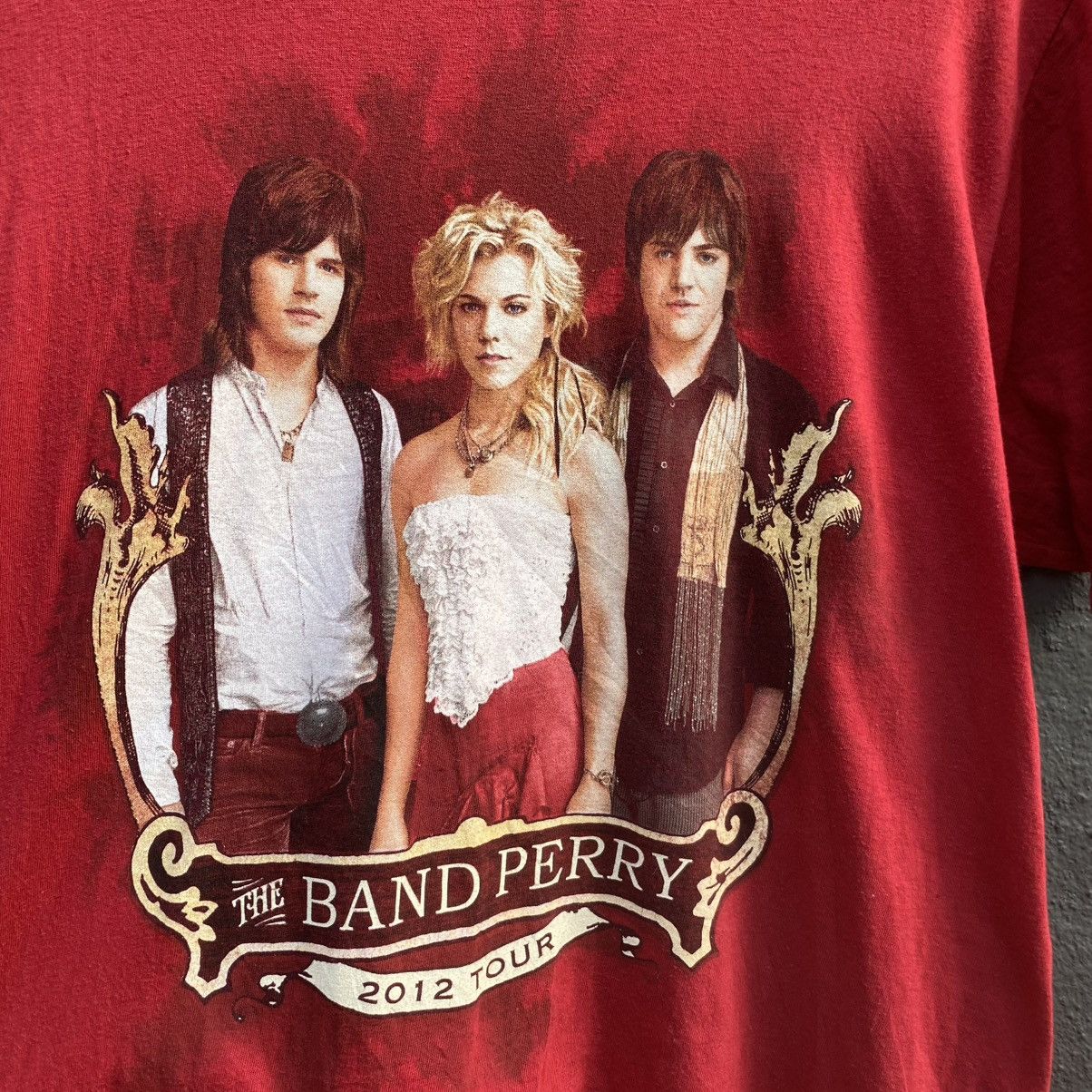 Band Tees Thrashed Faded Vintage The Band Perry Tour Tee Size US M / EU 48-50 / 2 - 2 Thumbnail