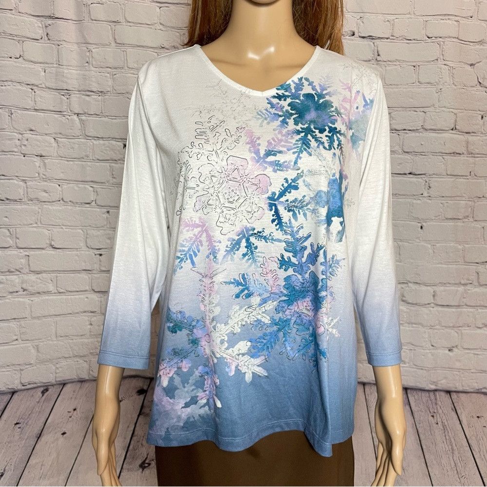 Chicos Chico's Weekends Frozen Winter Soft V-Neck Top Size 2 US L Size L / US 10 / IT 46 - 3 Thumbnail