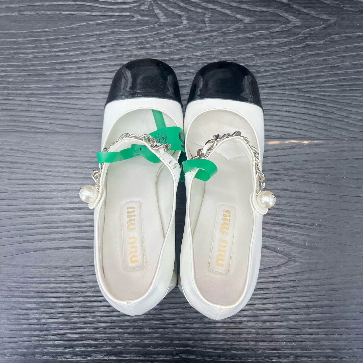 Miu Miu MIU MIU MJ Black/White 39 Like New Repaired Soles Box Size US 8.5 / IT 38.5 - 5 Thumbnail