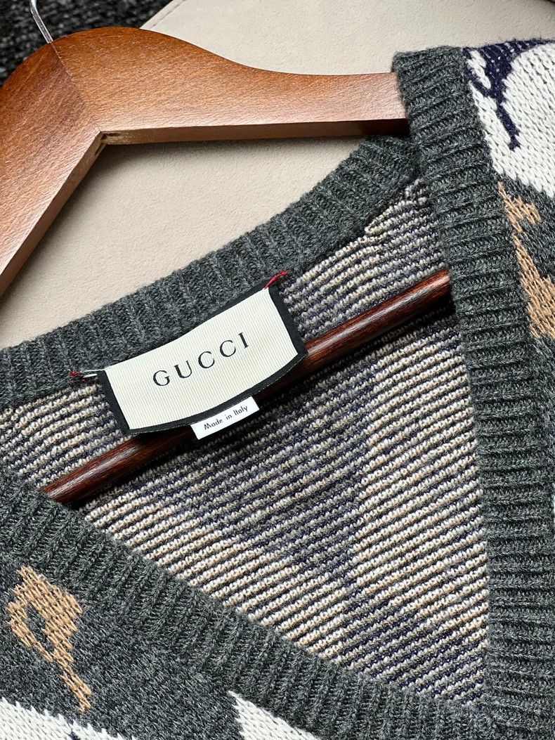 Gucci Gucci Color-blocked warhorse V-neck wool long-sleeved swea Size US M / EU 48-50 / 2 - 3 Thumbnail