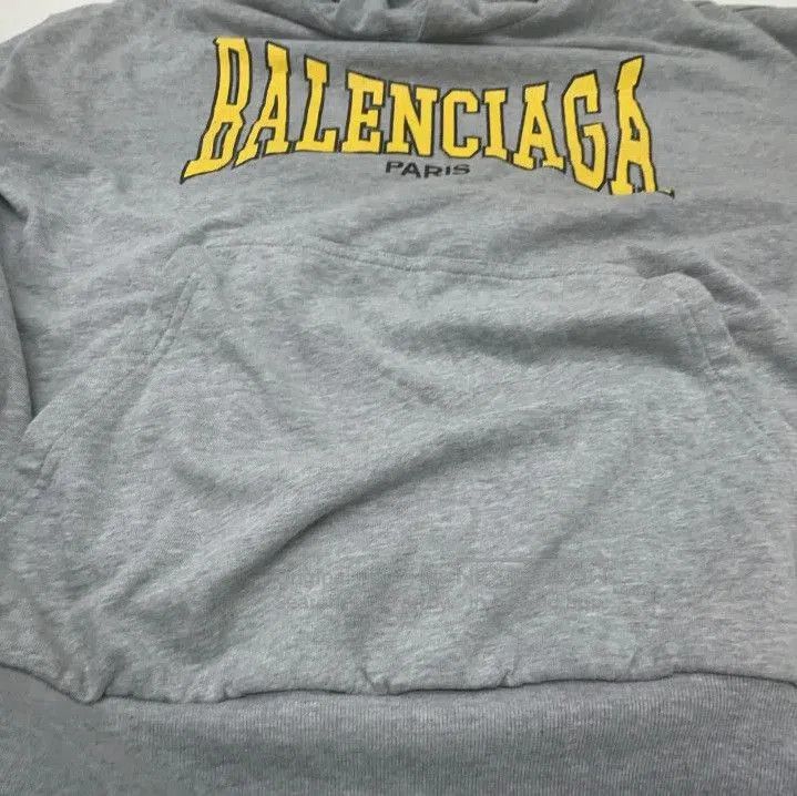 Balenciaga Balenciaga Gray Logo Print Hoodie. Size US S / EU 44-46 / 1 - 6 Thumbnail