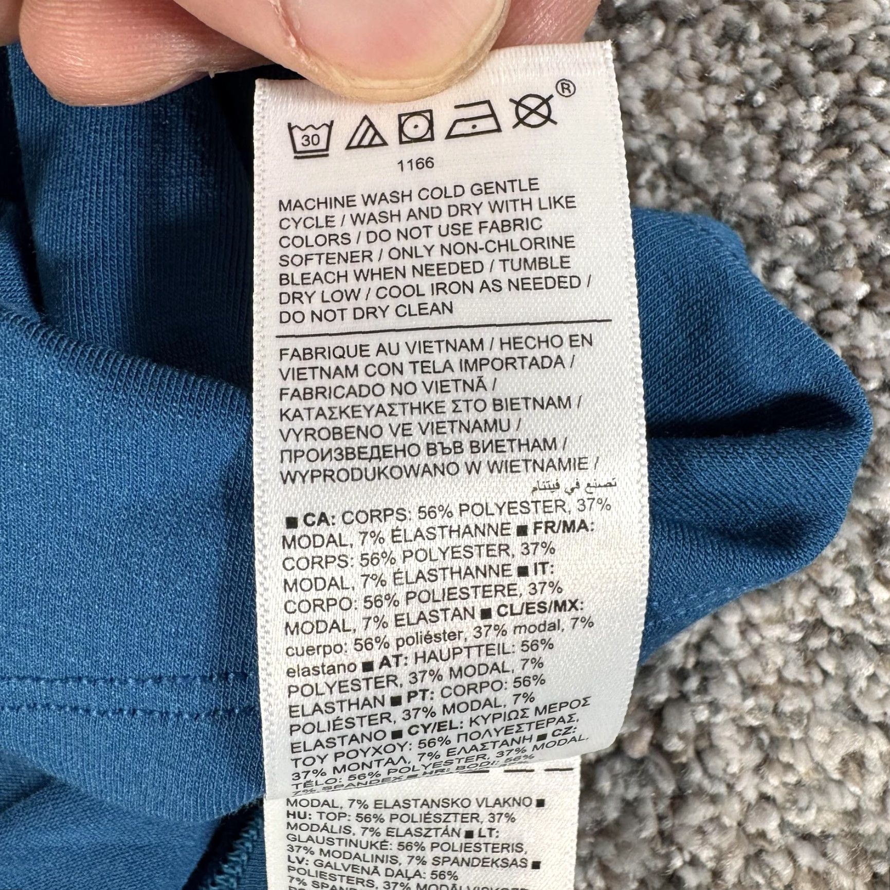 Athleta Athleta Tank Top Womens XXS Blue Open Back Curved Hem Tank Athletic Yoga Gym & Training Sleeveless Crew Neck Pullover Wide Strap Lightweight Stretch Size XXS / US 00 / IT 34 - 6 Thumbnail