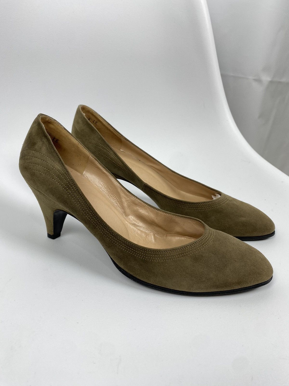 Christian Dior Monsieur × Vintage Christian Dior Souliers Suede Pumps Vintage size EU8,5 Size US 9.5 / IT 39.5 - 1 Thumbnail