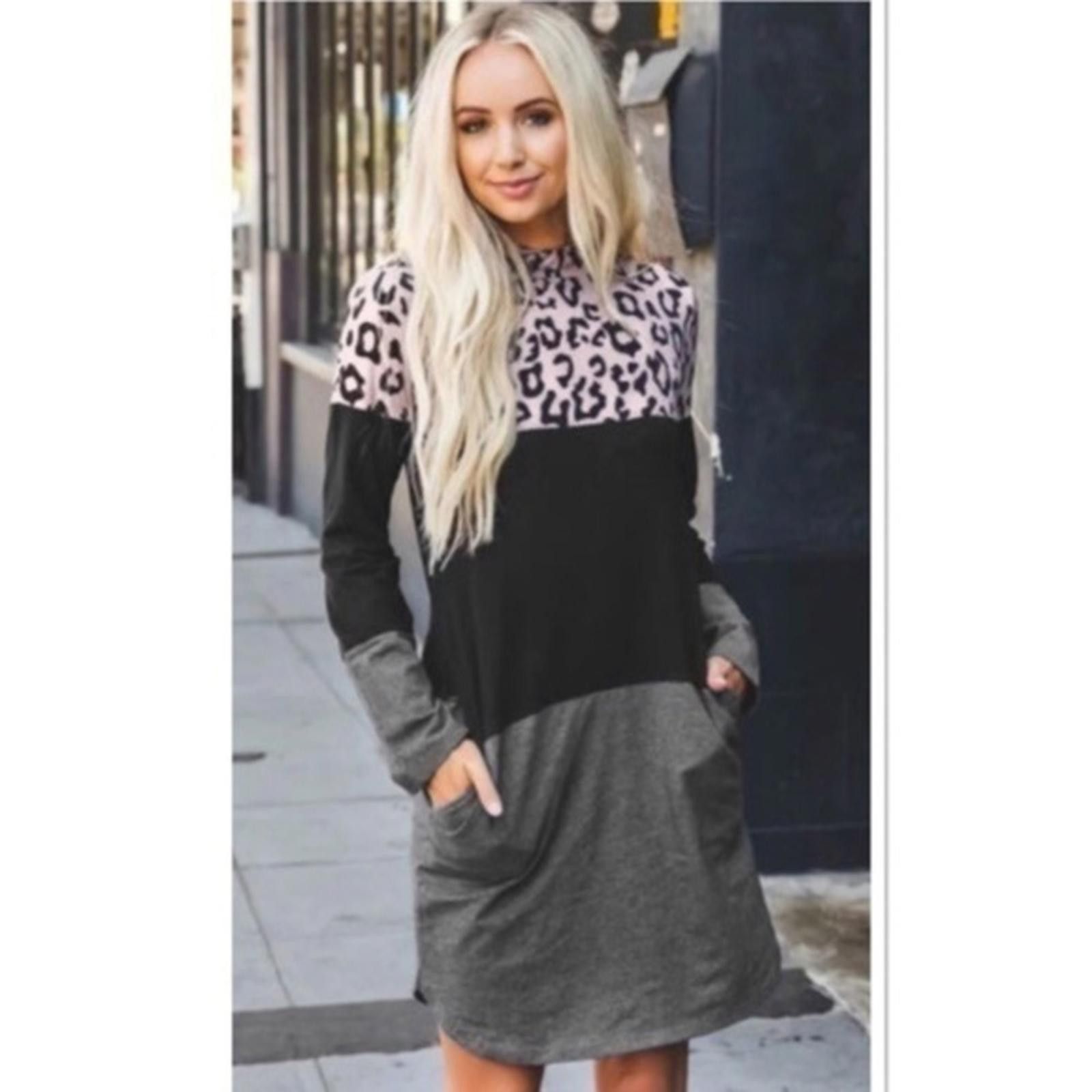 Designer Color Block Hoodie Mini Dress NWT Size M / US 6-8 / IT 42-44 - 1 Preview
