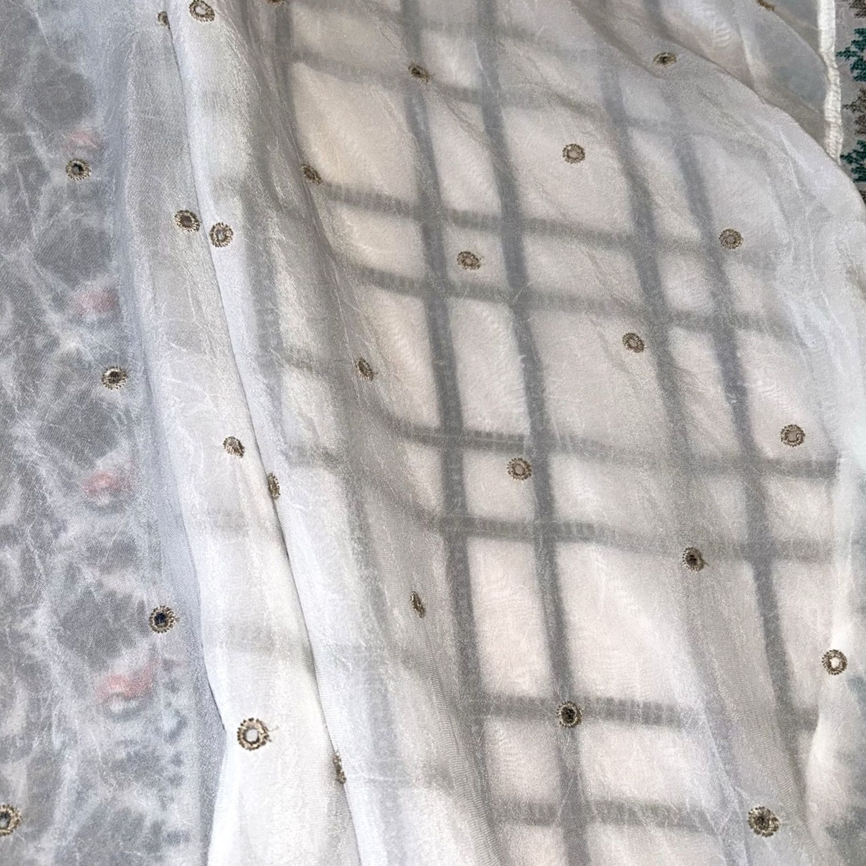 Johnny Was Johnny Was Tunic Womens XS White Cherpas Embroidered Gray Poncho Women Size XS / US 0-2 / IT 36-38 - 5 Thumbnail