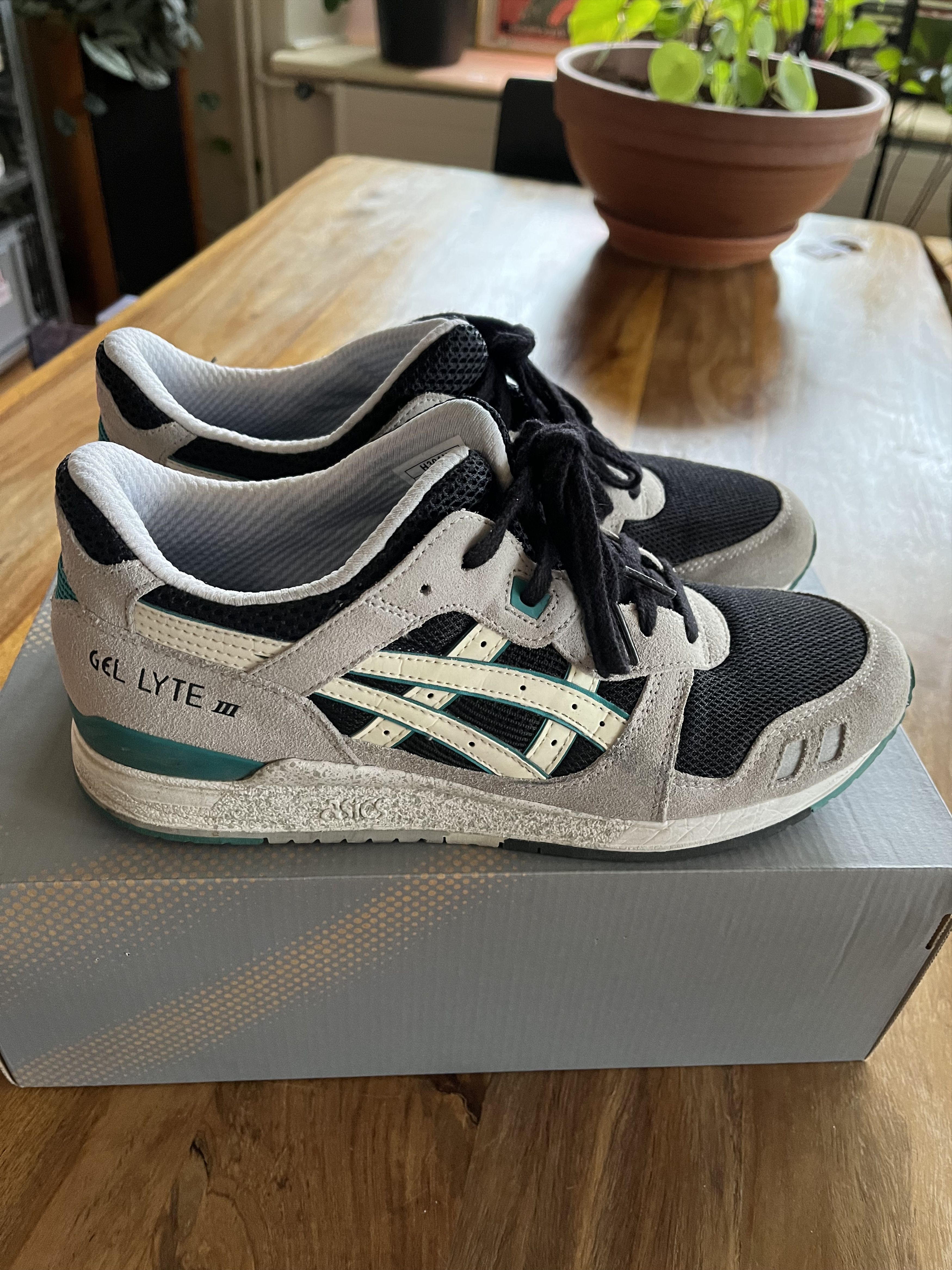 Asics Asics Gel-Lyte III Size US 9.5 / EU 42-43 - 1 Thumbnail