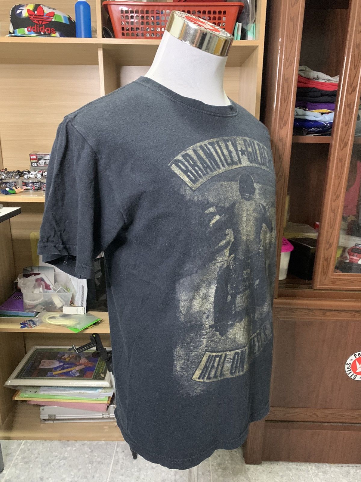 Anvil × Band Tees 🔥 🔥🔥Vintage Tour Brantley Gilbert Size US M / EU 48-50 / 2 - 5 Thumbnail