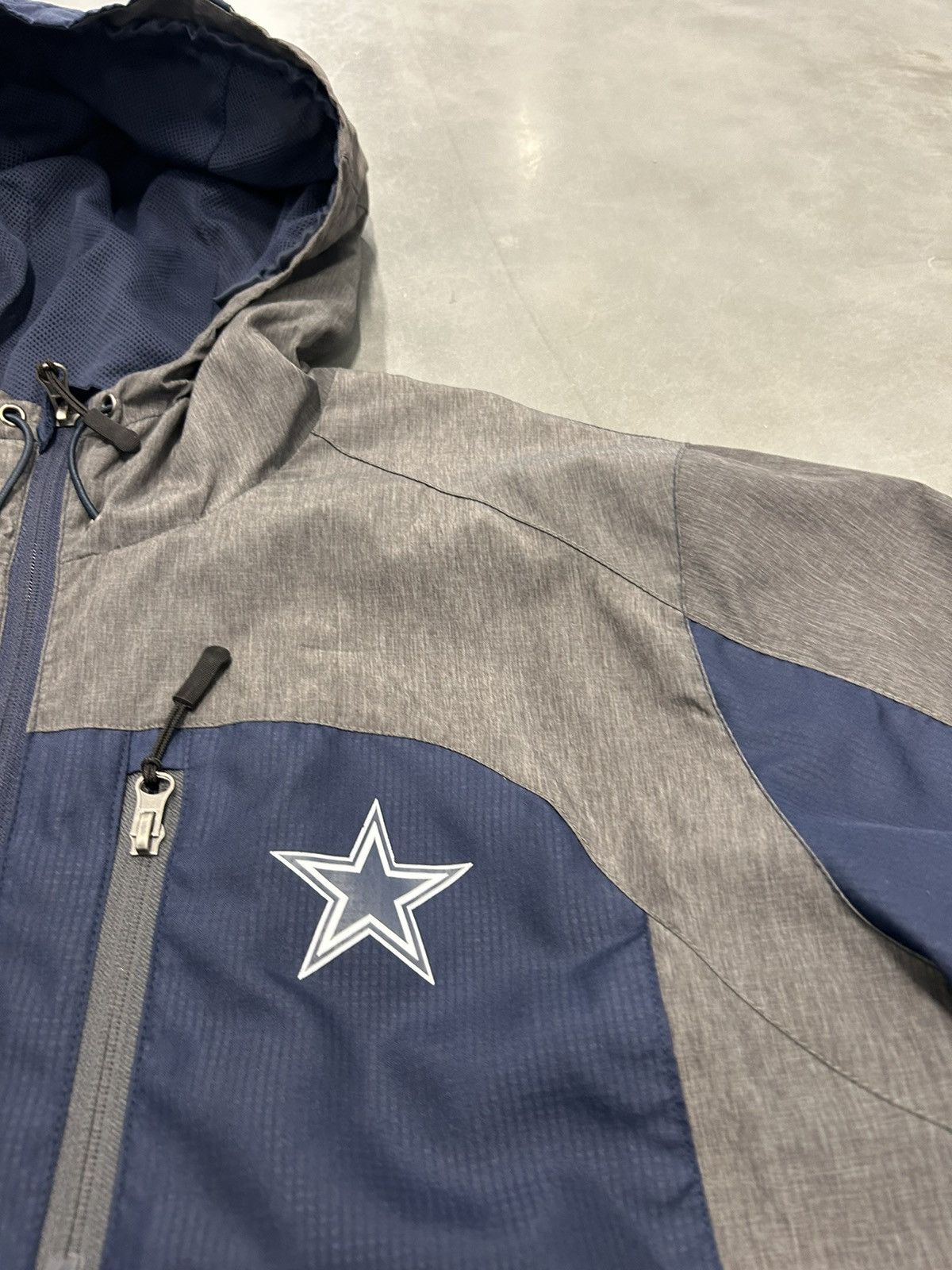 NFL Dallas Cowboys windbreaker jacket Size US XL / EU 56 / 4 - 2 Thumbnail