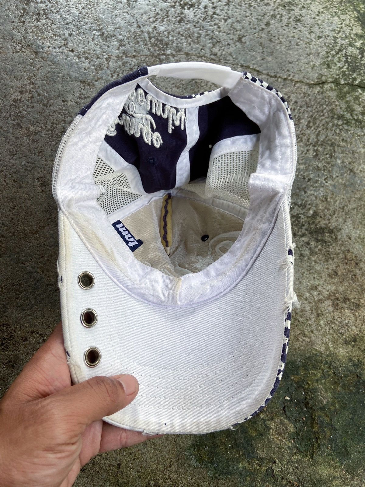 Japanese Brand OUTSIDE CORONADO BEACH DISTRESSED CAPS Size ONE SIZE - 10 Thumbnail