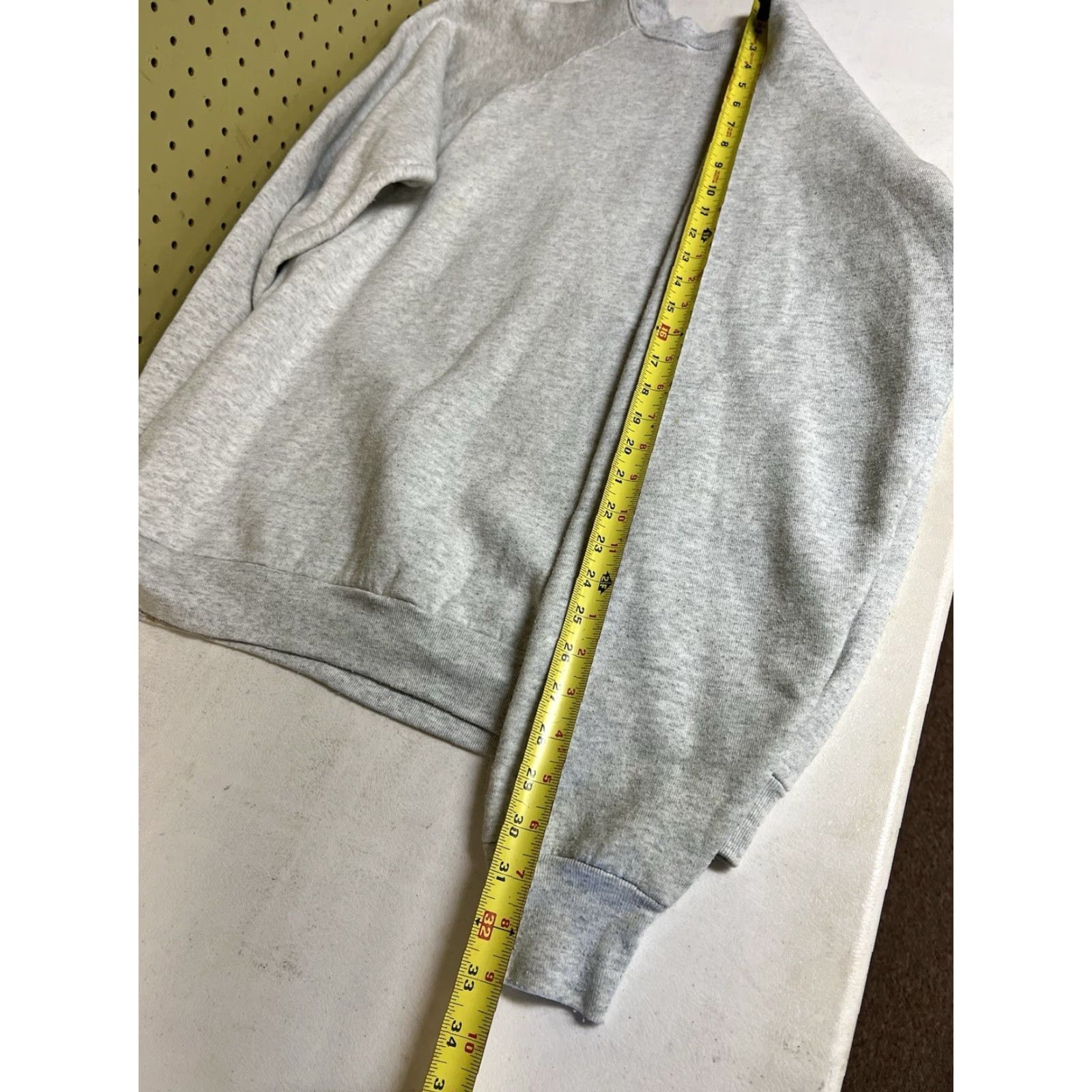 Fruit Of The Loom VINTAGE Fruit of the Loom Tweety Bird Sweatshirt Gray XL Men Pullover Crew Neck Graphic Print 90s Cartoon US Made Stains-pilling Size US XL / EU 56 / 4 - 7 Thumbnail