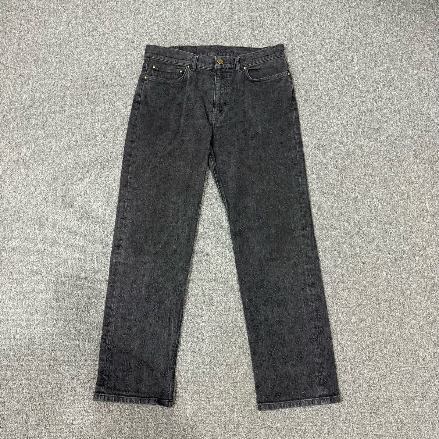 Louis Vuitton Louis Vuitton Gray Pattern Jeans 32 Size US 32 / EU 48 - 1 Thumbnail