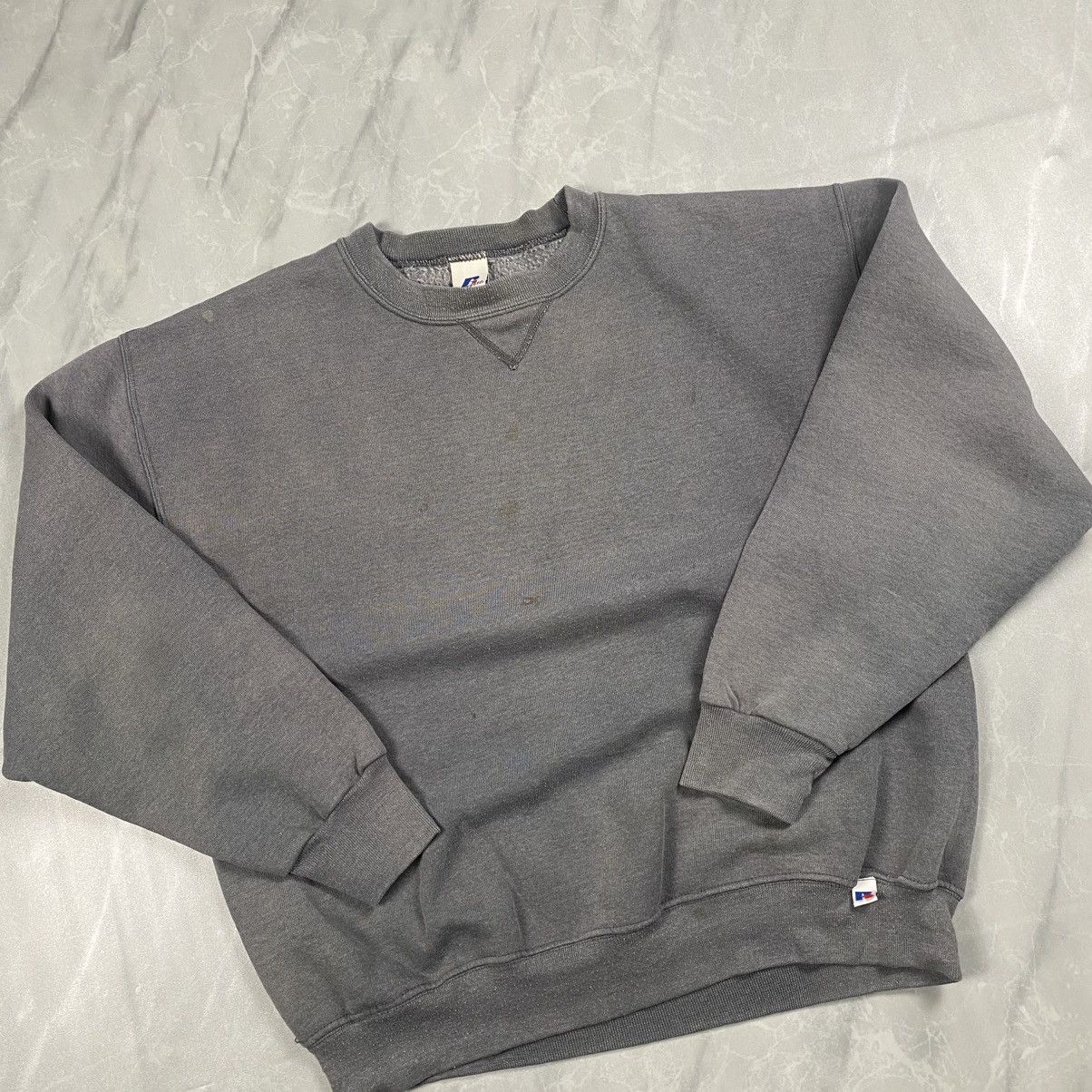 Russell Athletic Rare Vintage 90s Russell Sunfaded Boxy Crewneck Size US L / EU 52-54 / 3 - 4 Thumbnail