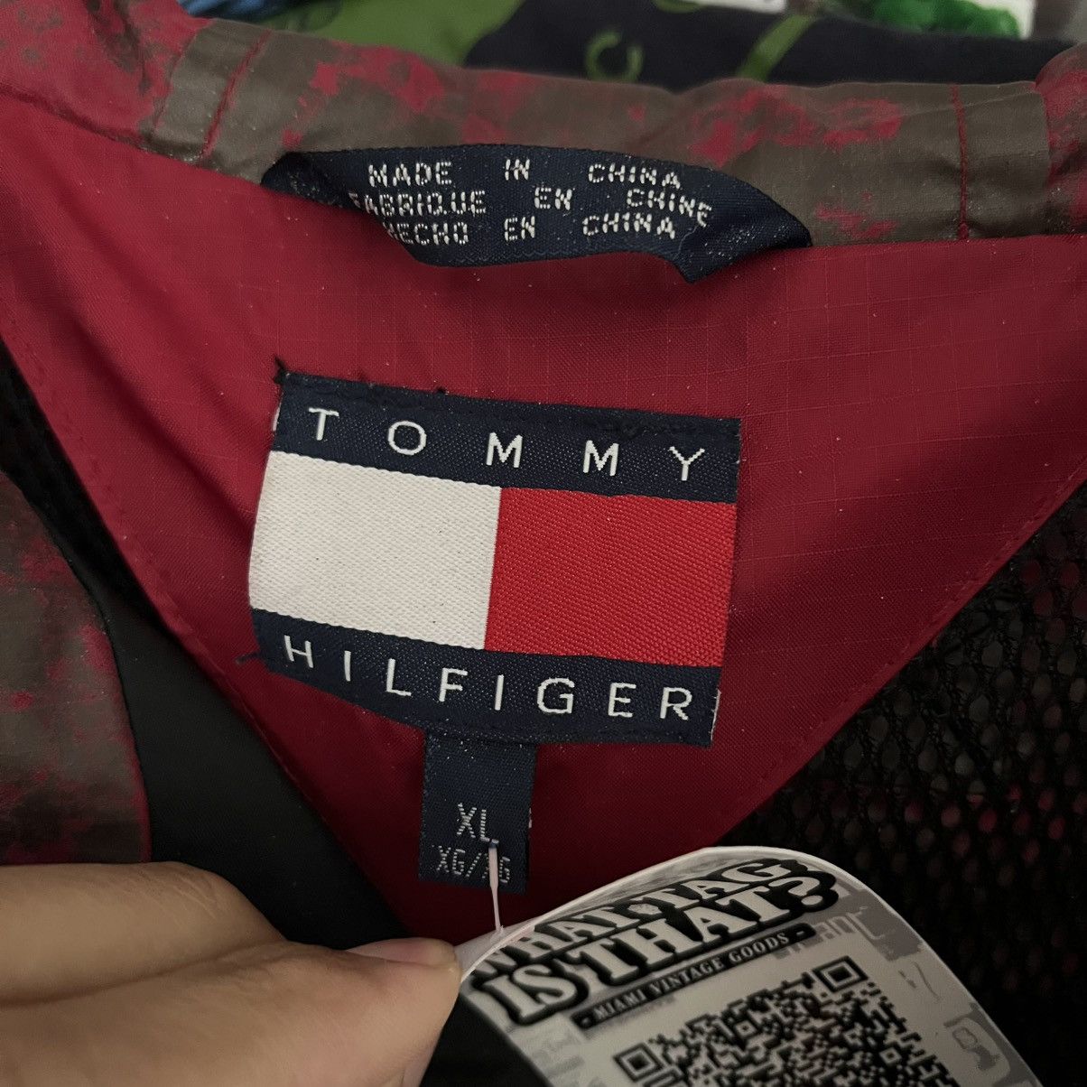 Tommy Hilfiger × Vintage 90s Tommy Hilfiger Outdoor Packable Windbreaker Size US XL / EU 56 / 4 - 5 Thumbnail