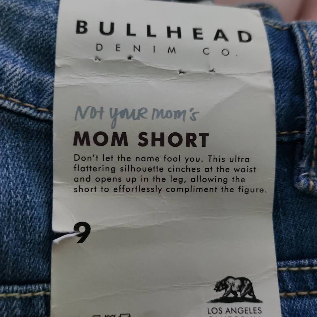 Bullhead Denim Co. Bullhead Denim Women's Size 9 Blue Cuffed Mom Shorts Size 30" / US 8 / IT 44 - 4 Thumbnail