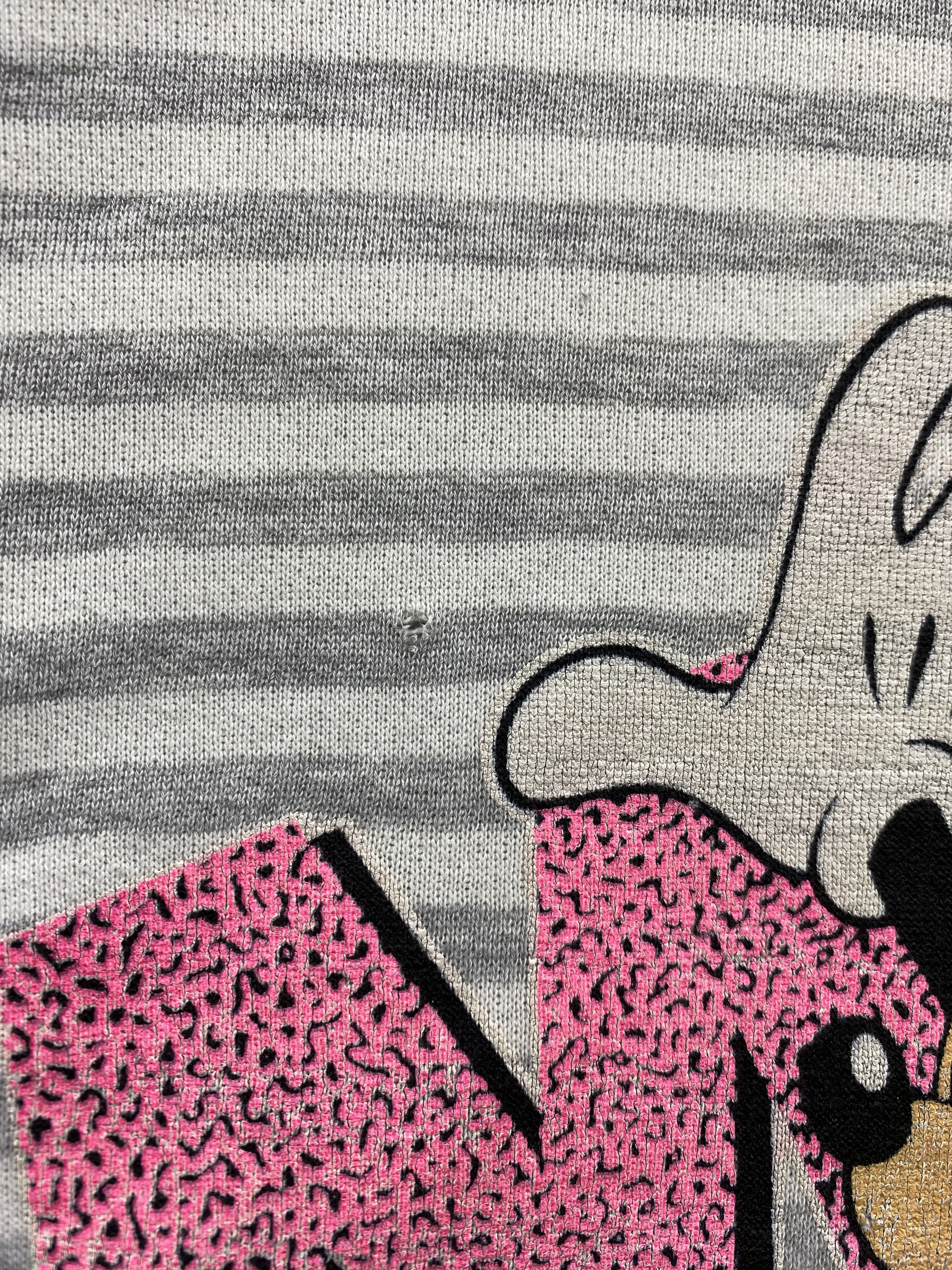 Vintage Vintage Walt Disney Mickey Mouse In Guam Sweatshirt Size US M / EU 48-50 / 2 - 5 Thumbnail