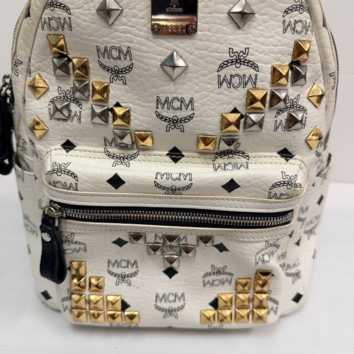 MCM MCM White Stuck Medium Backpack Size ONE SIZE - 4 Thumbnail
