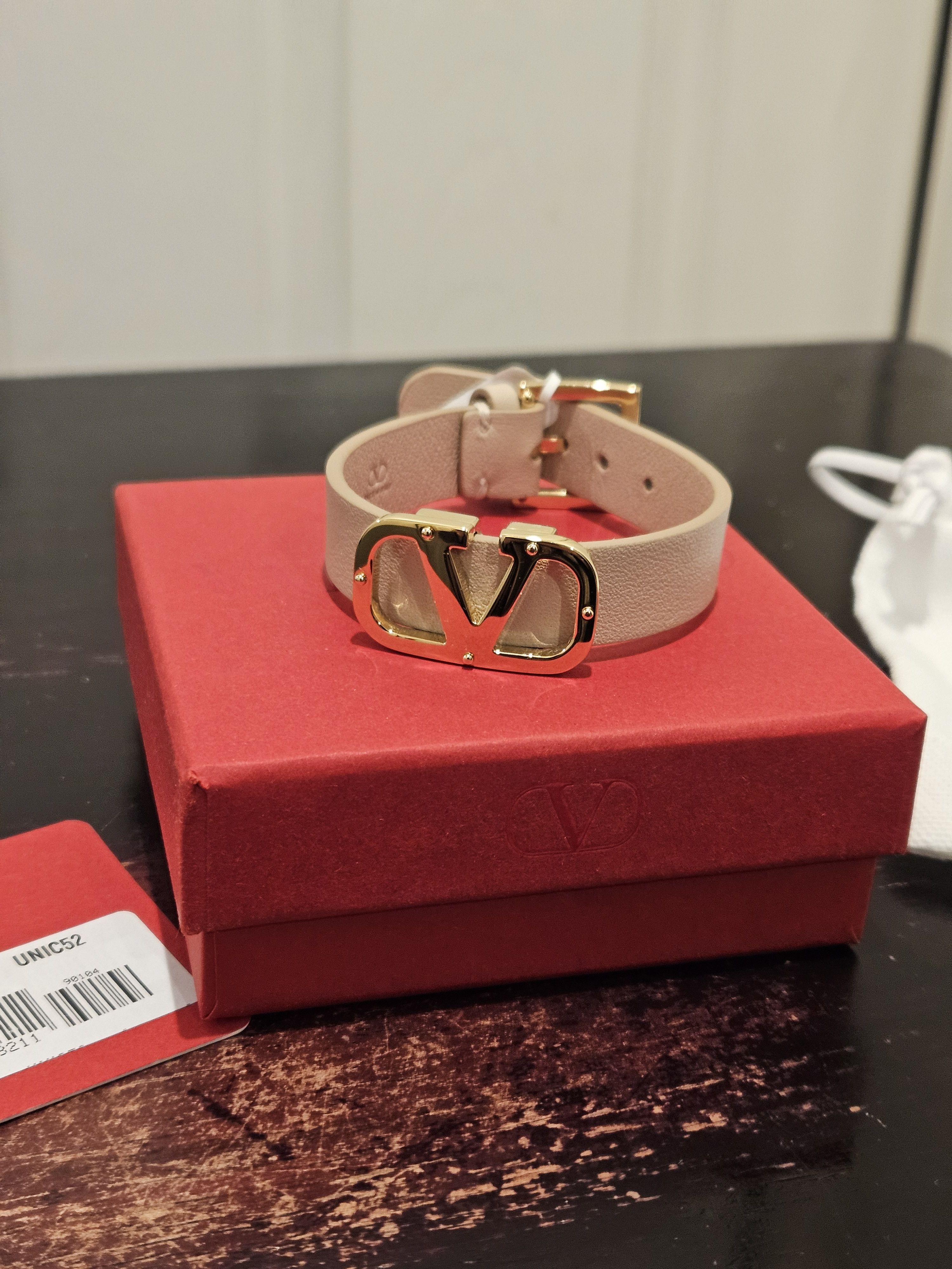 Valentino VLOGO Type Leather Strap Bracelet - UNISEX Size ONE SIZE - 4 Thumbnail