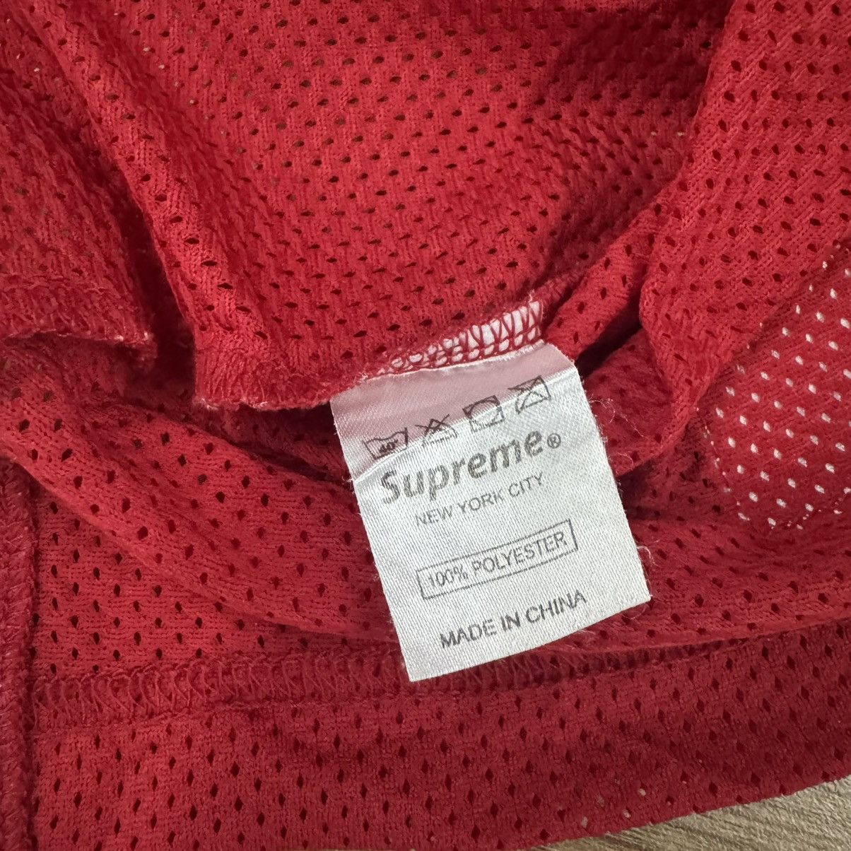 Supreme Supreme Tank Top Size US L / EU 52-54 / 3 - 6 Thumbnail