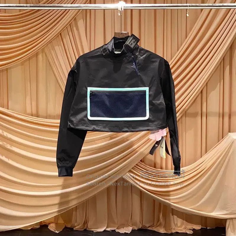 Fendi Fendi Black Crop Jacket for Women . Size M / US 6-8 / IT 42-44 - 1 Thumbnail