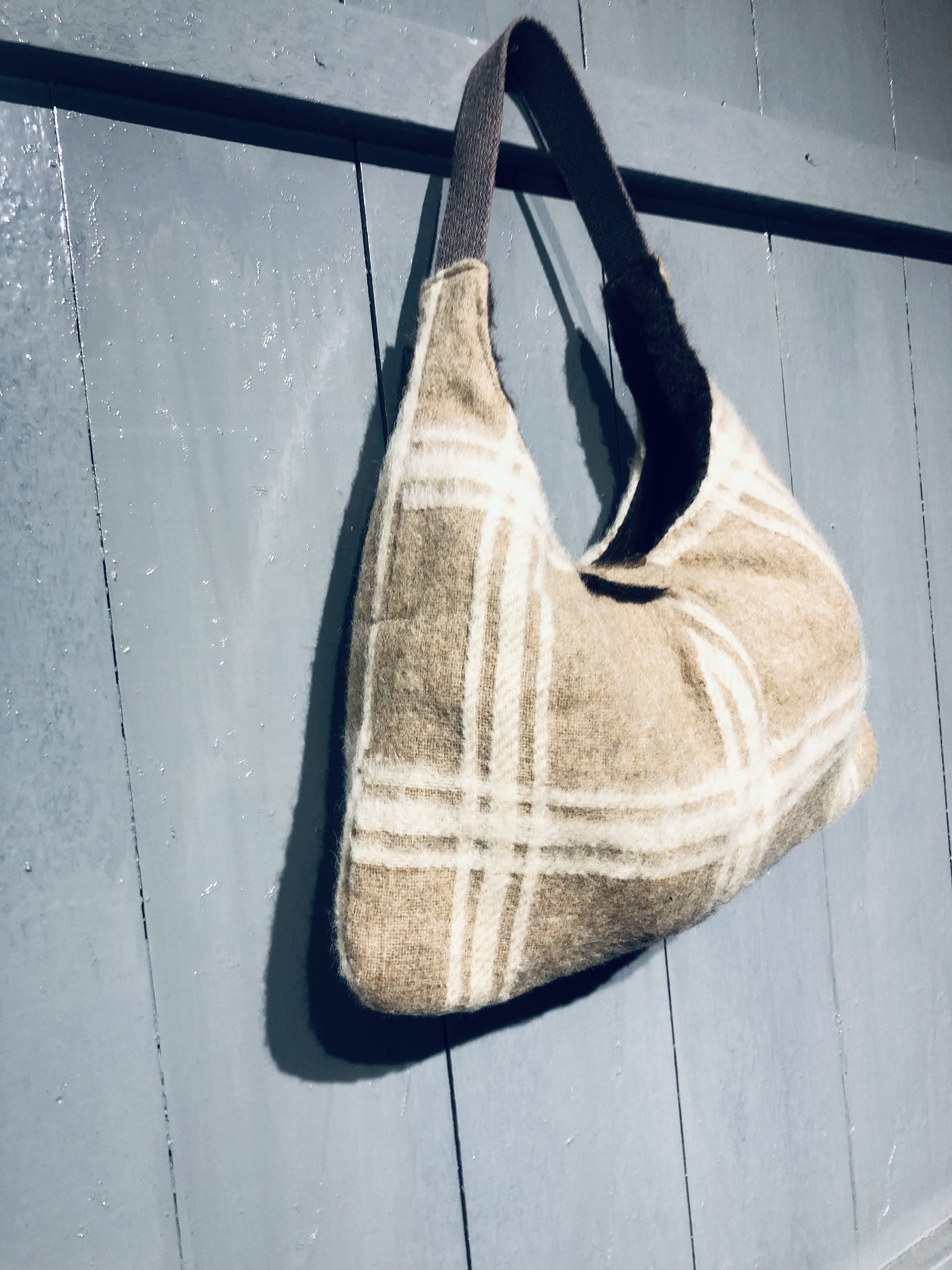 Designer × Japanese Brand JAPANESE BISHU WOOL STYLE MINI HANDCARRY BAG Size ONE SIZE - 1 Thumbnail