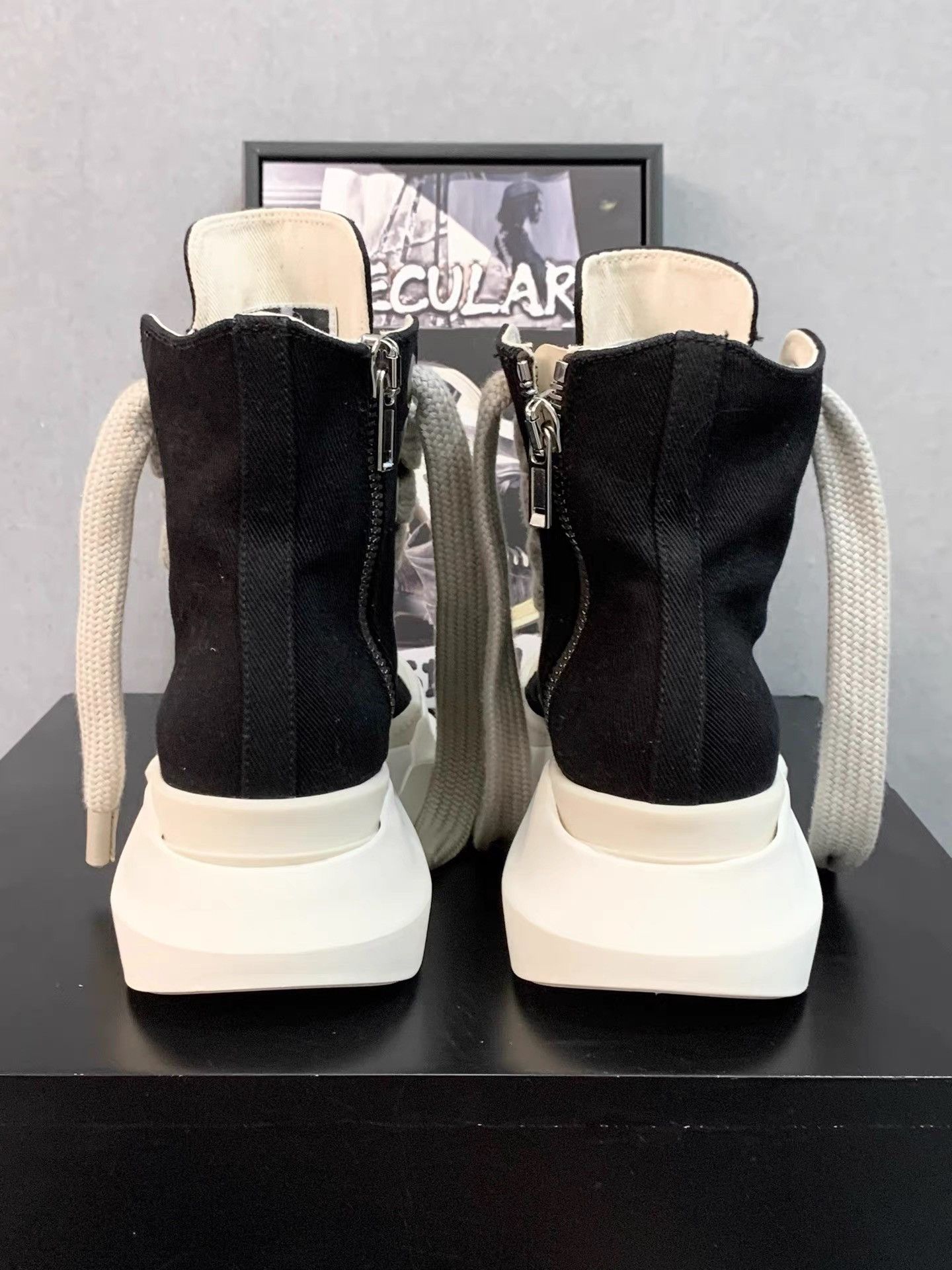 Rick Owens Rick Owens High Top Big Converse with Tractor Sole K34 Size US 7.5 / IT 37.5 - 7 Thumbnail