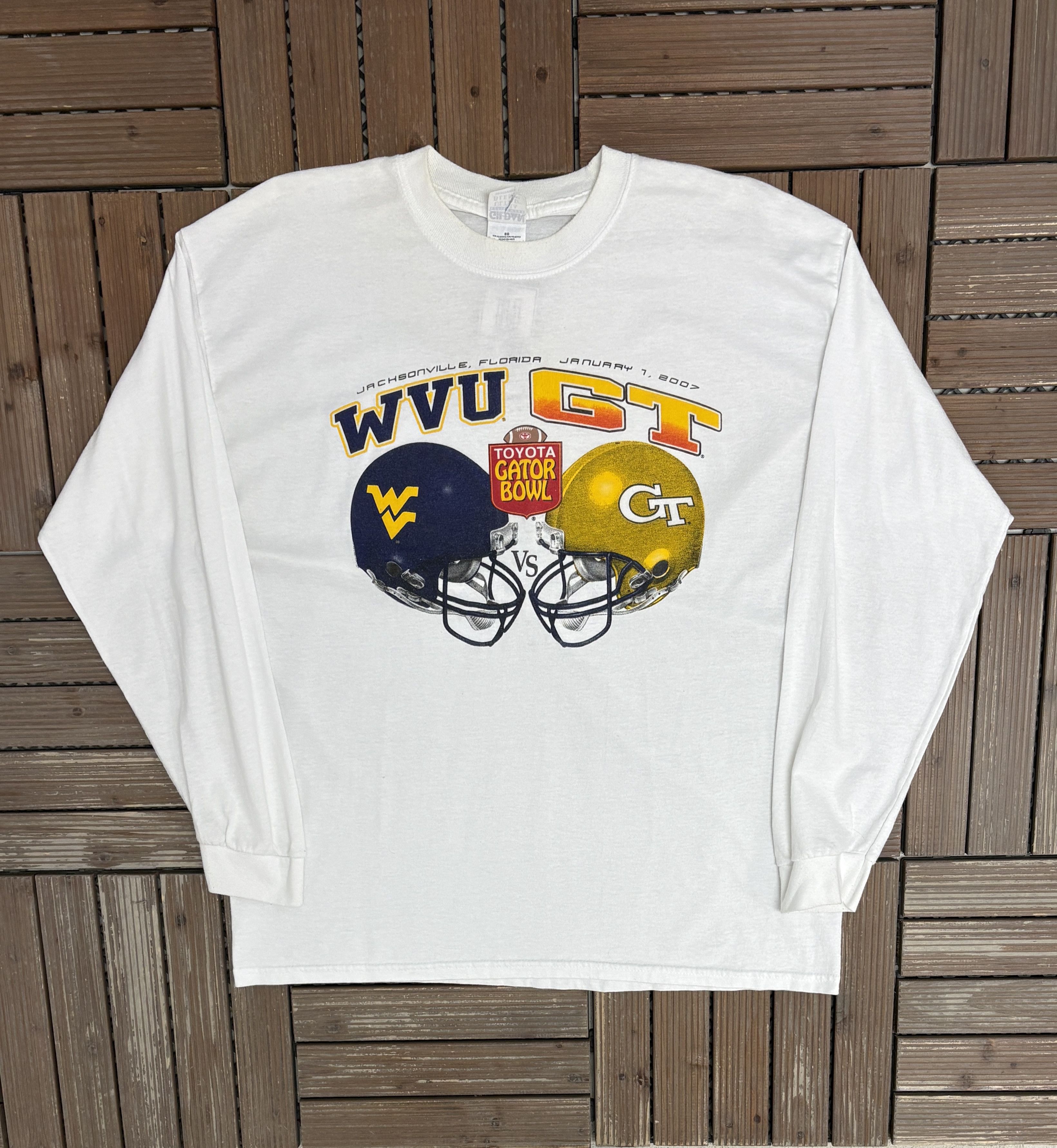Vintage West Virginia vs. Georgia Tech Gator Bowl Vintage Tee Size US XL / EU 56 / 4 - 1 Thumbnail