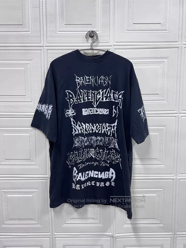Balenciaga Balenciaga Dragon year limited letter graffiti short sleev Size US S / EU 44-46 / 1 - 1 Thumbnail