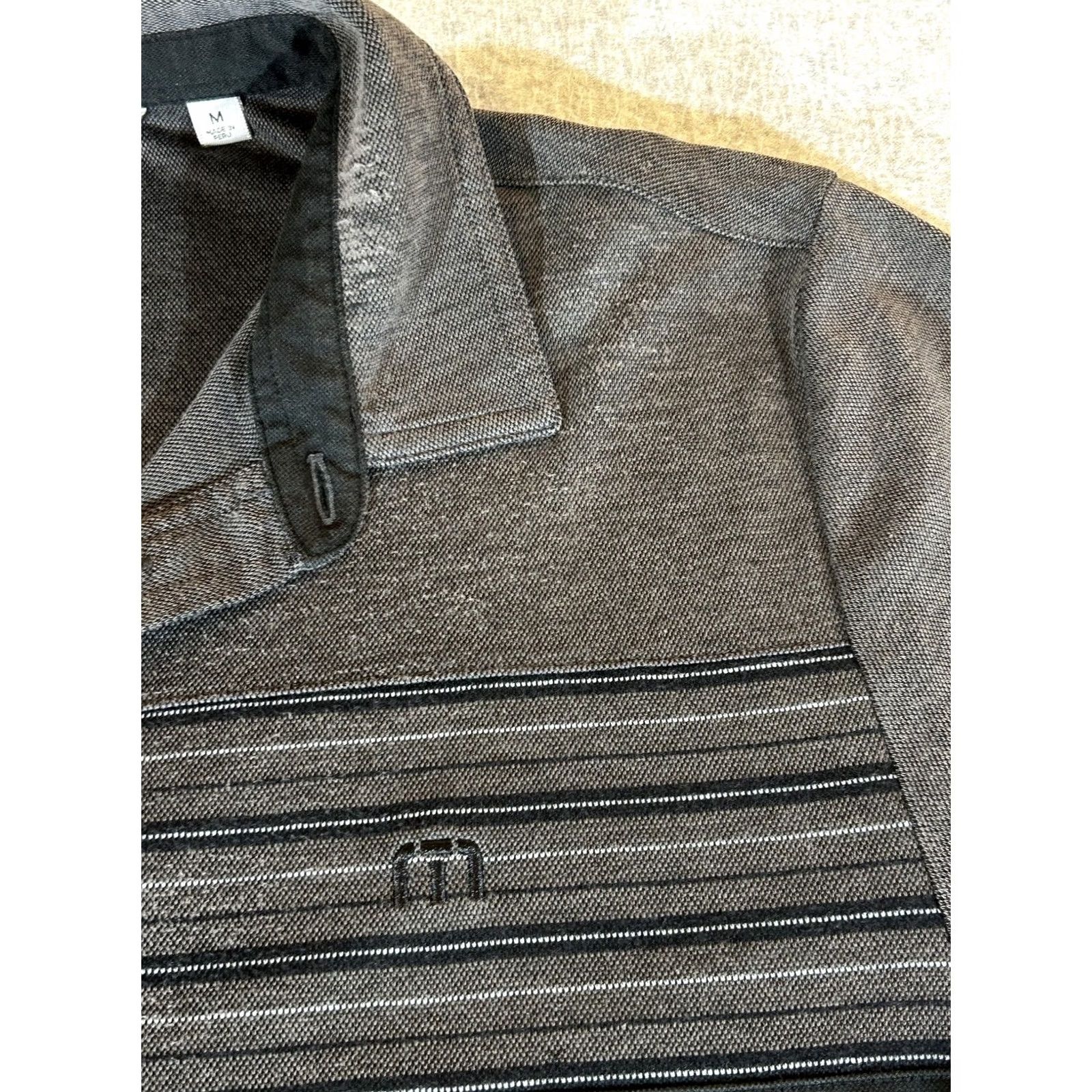 TravisMathew TravisMathew Polo Shirt Mens Medium Black Striped Chest Panel Pima Cotton Short Sleeve Golf Polo Shirt Size US M / EU 48-50 / 2 - 2 Thumbnail