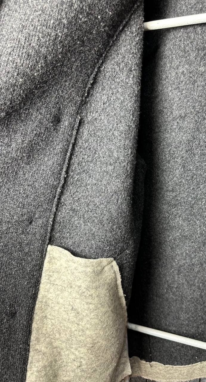 Designer Swiss Chriss heavy coat formal size XLarge Size US XL / EU 56 / 4 - 6 Thumbnail