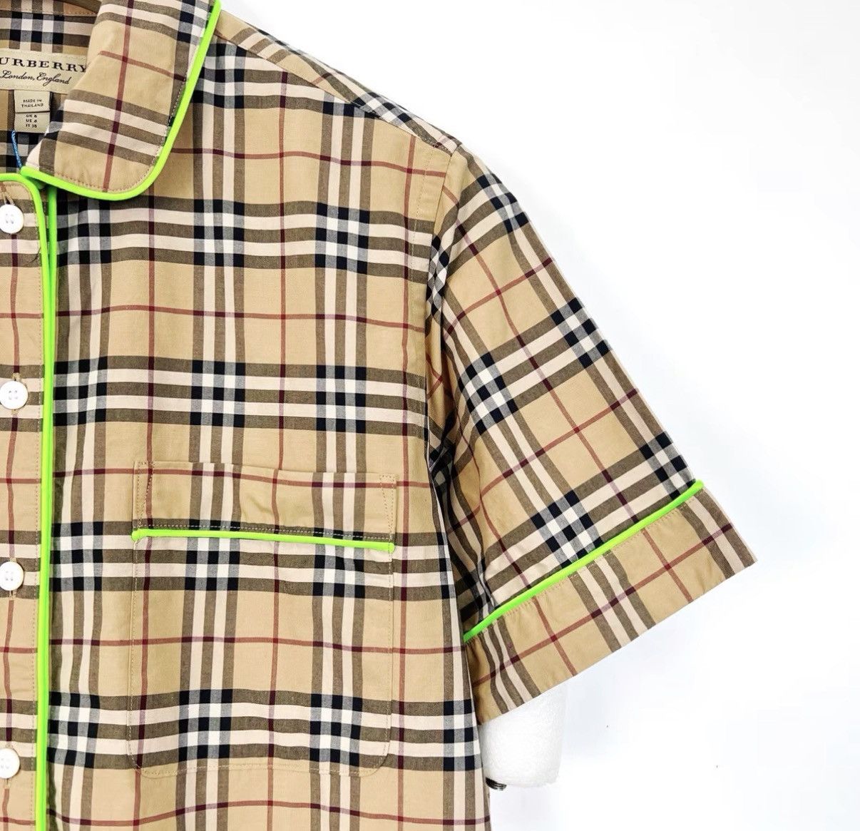 Burberry Burberry Check Fluorescent Green Trim Short Sleeve Shirt K12 Size US S / EU 44-46 / 1 - 5 Thumbnail