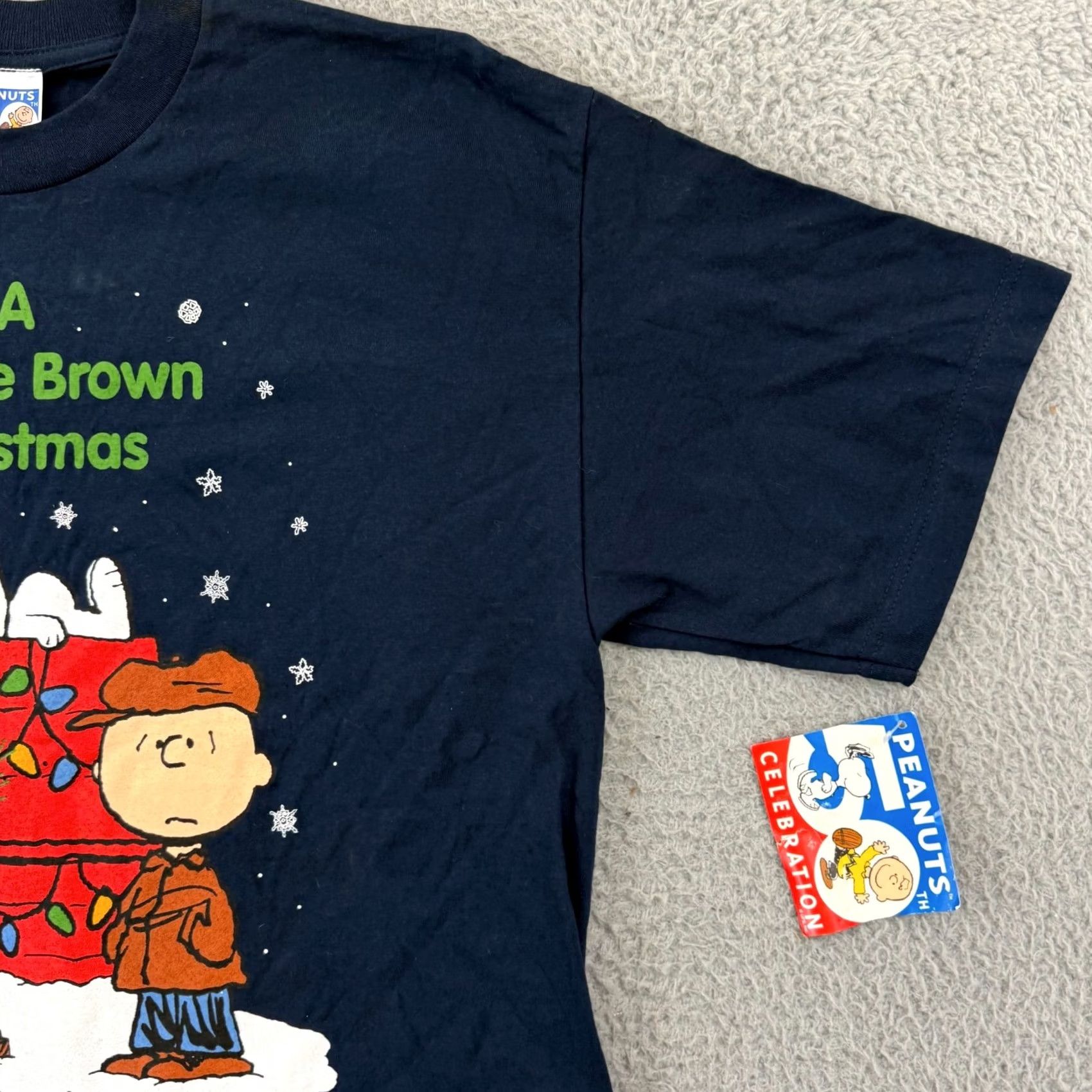 Peanuts VINTAGE Peanuts Charlie Brown Christmas T-Shirt Adult L Blue 90s 90s Mens Christmas Cartoon Logo NWT Size US L / EU 52-54 / 3 - 6 Thumbnail