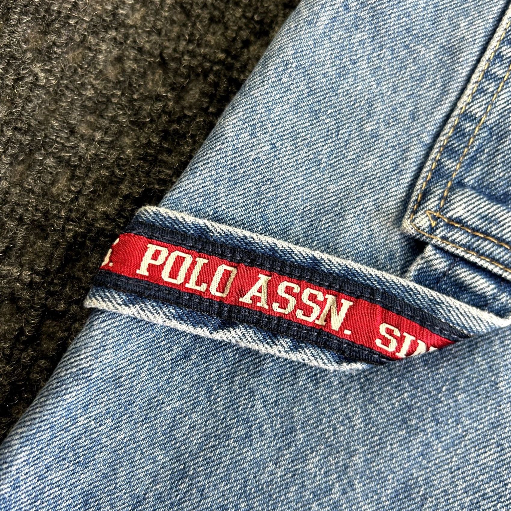Vintage VINTAGE US Polo Assn. Carpenter Denim Jorts Shorts 40 Blue USA Flag Embroidered Mens Size US L / EU 52-54 / 3 - 4 Thumbnail