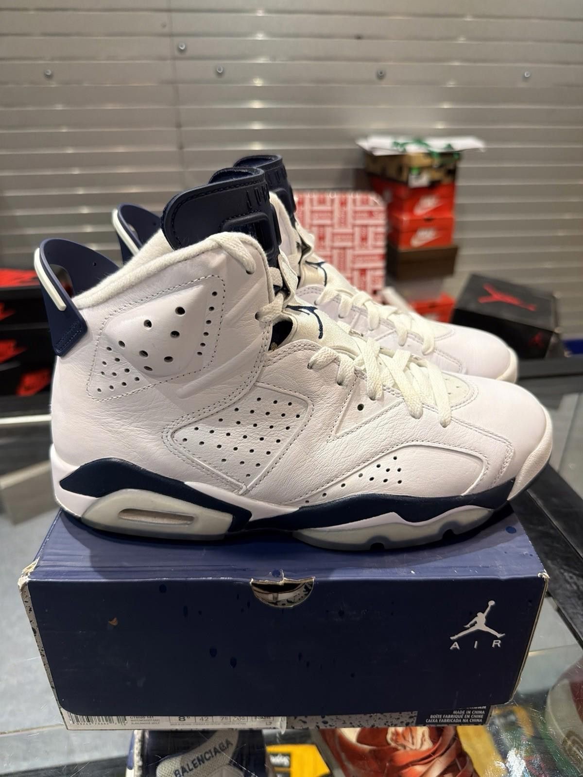 Jordan Brand Air Jordan 6 Midnight Navy Retro Size 9 Mens White Sneakers Size US 9 / EU 42 - 1 Thumbnail