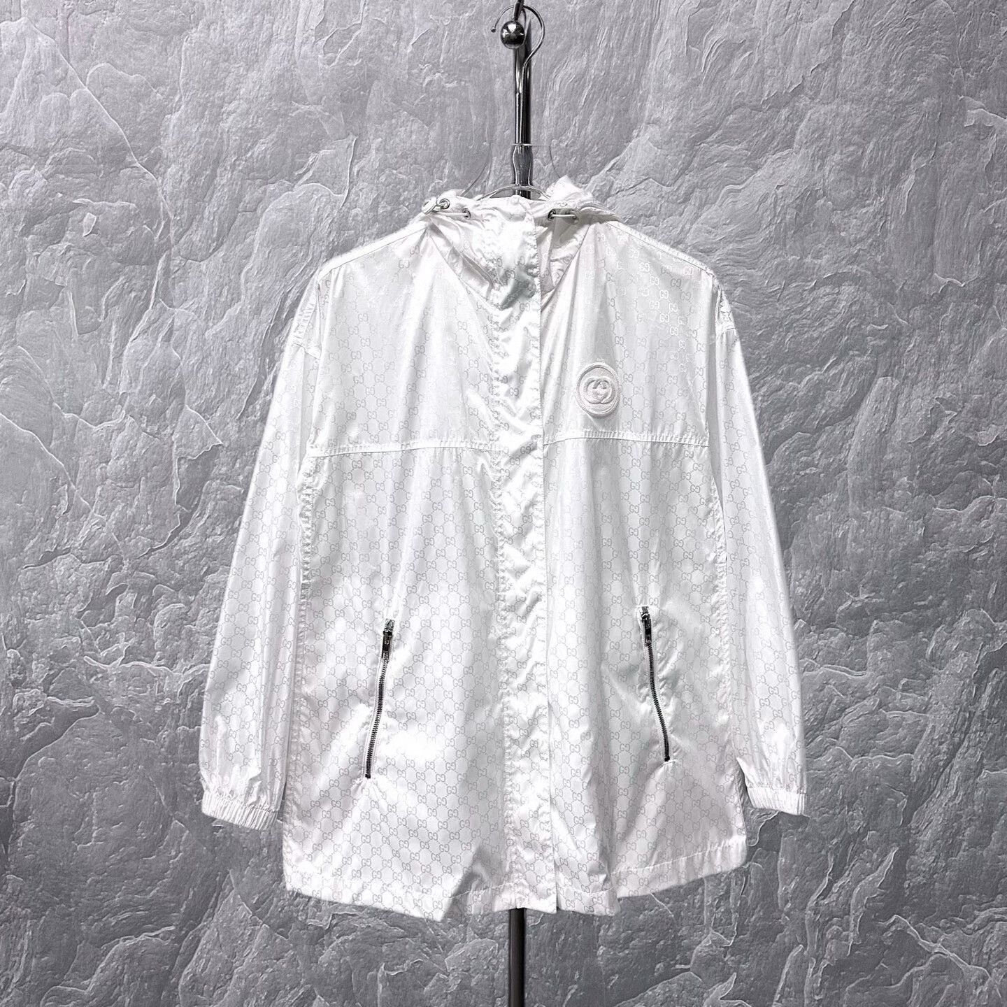 Gucci gucci white double g print hoodie jacket Size M / US 6-8 / IT 42-44 - 1 Thumbnail