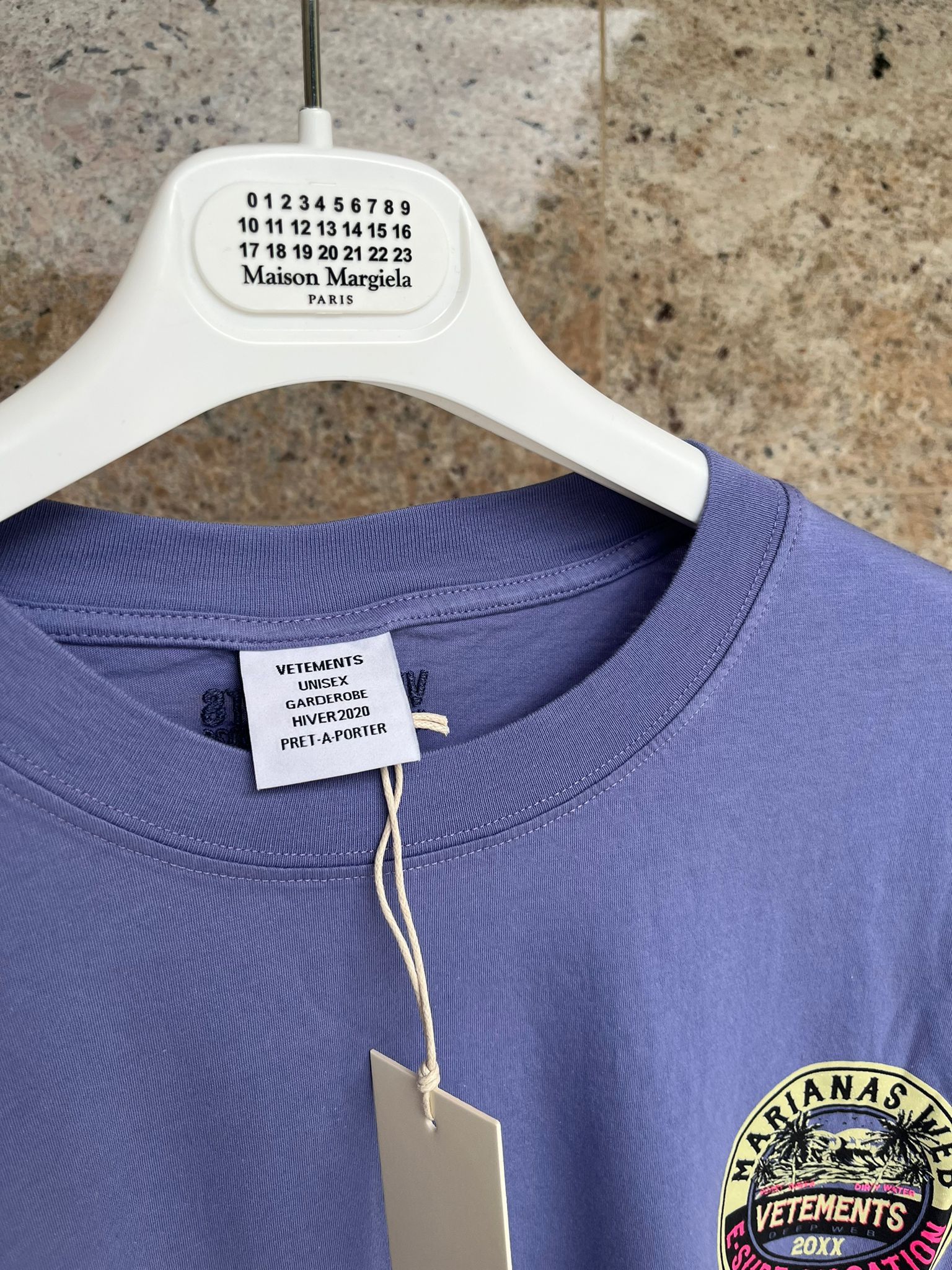 Vetements Surfer Logo T-Shirt LS in Violet Size US M / EU 48-50 / 2 - 8 Thumbnail