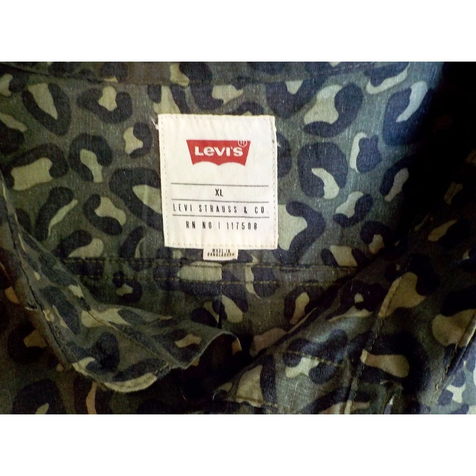 Levi's LEVI'S Button-Up Shirt Animal Print Long Sleeve Green Black Cotton Blend XL Mens Size US XL / EU 56 / 4 - 5 Thumbnail