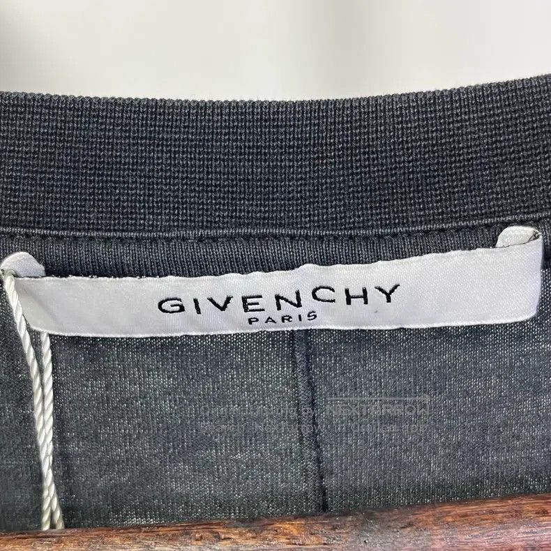 Givenchy Givenchy Five-pointed Star Short Sleeve Size US M / EU 48-50 / 2 - 3 Thumbnail
