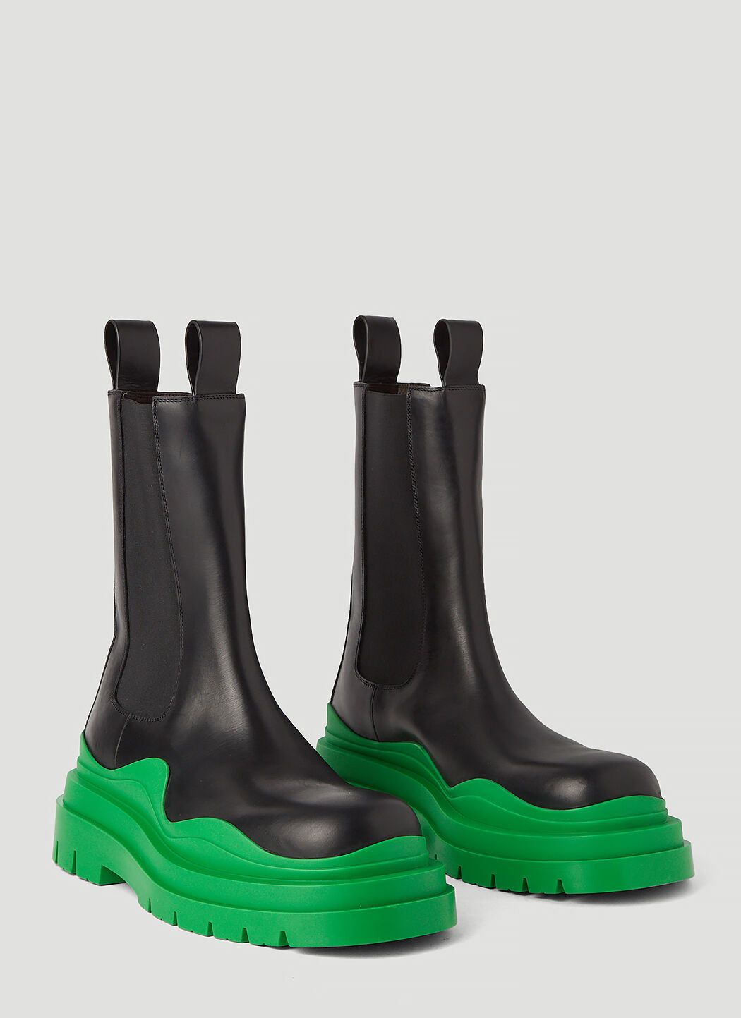 Bottega Veneta o1w1db10425 Tire Chelsea Boots in Black/Grass Size US 13 / EU 46 - 2 Thumbnail
