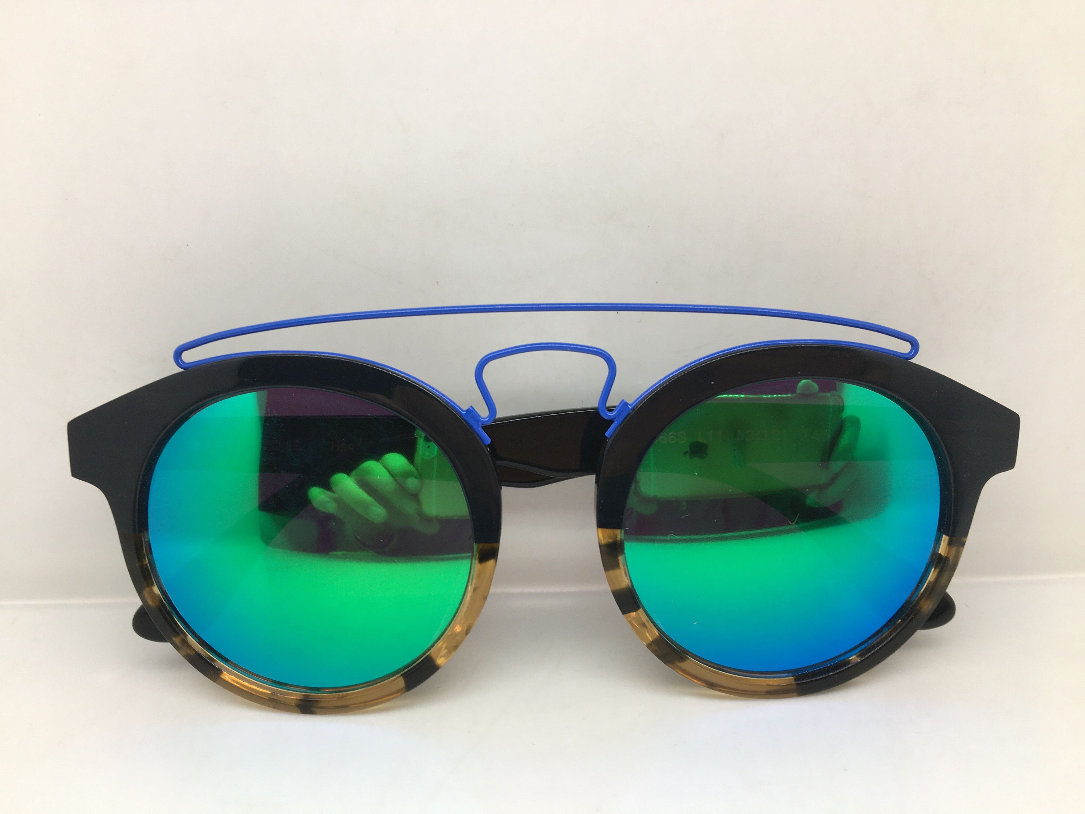Other EOS Handmade Acetate Black Tortoise Round Sunglasses Size ONE SIZE - 6 Thumbnail