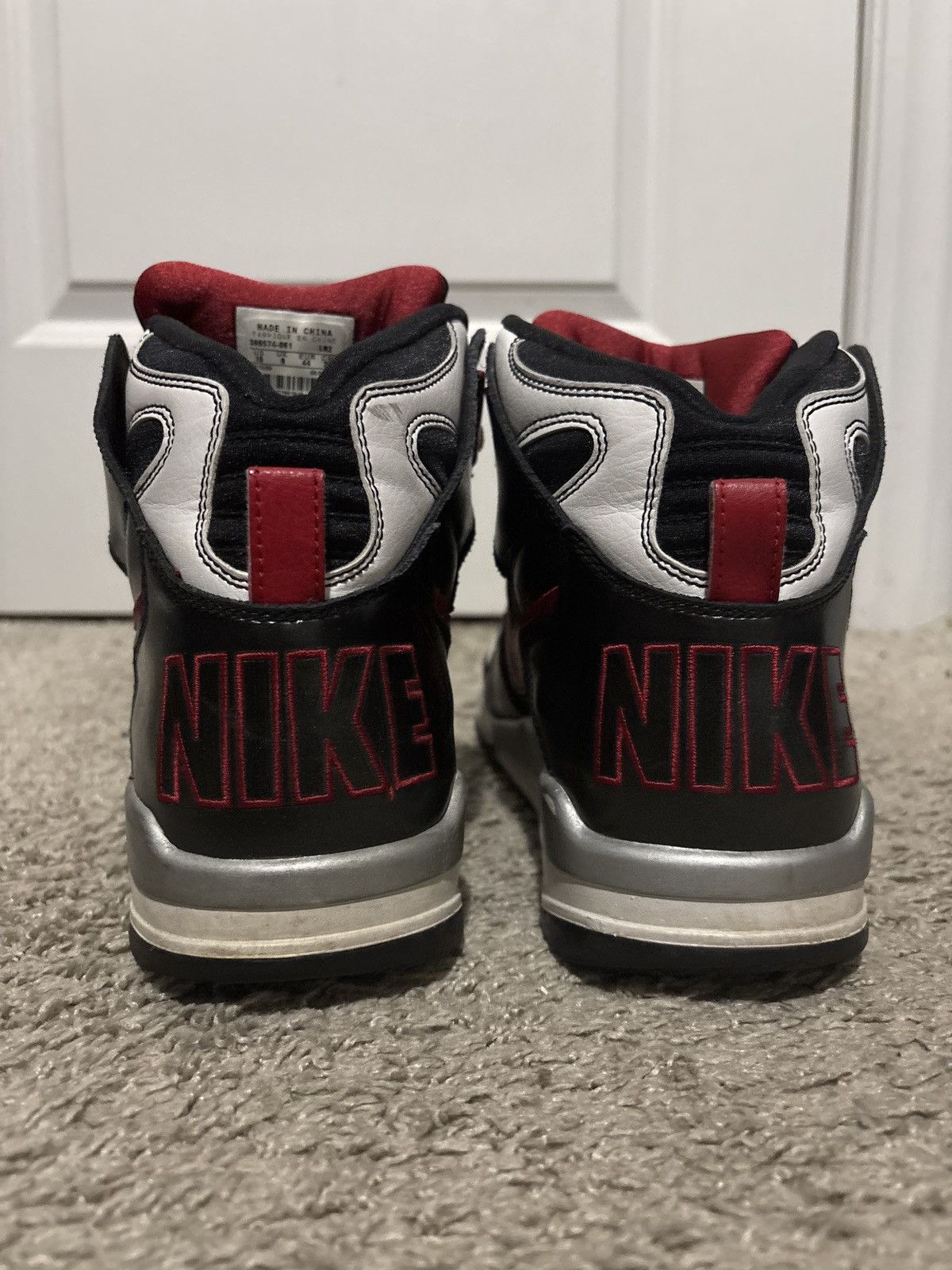 Nike black and red nike air flight Size US 10 / EU 43 - 2 Thumbnail