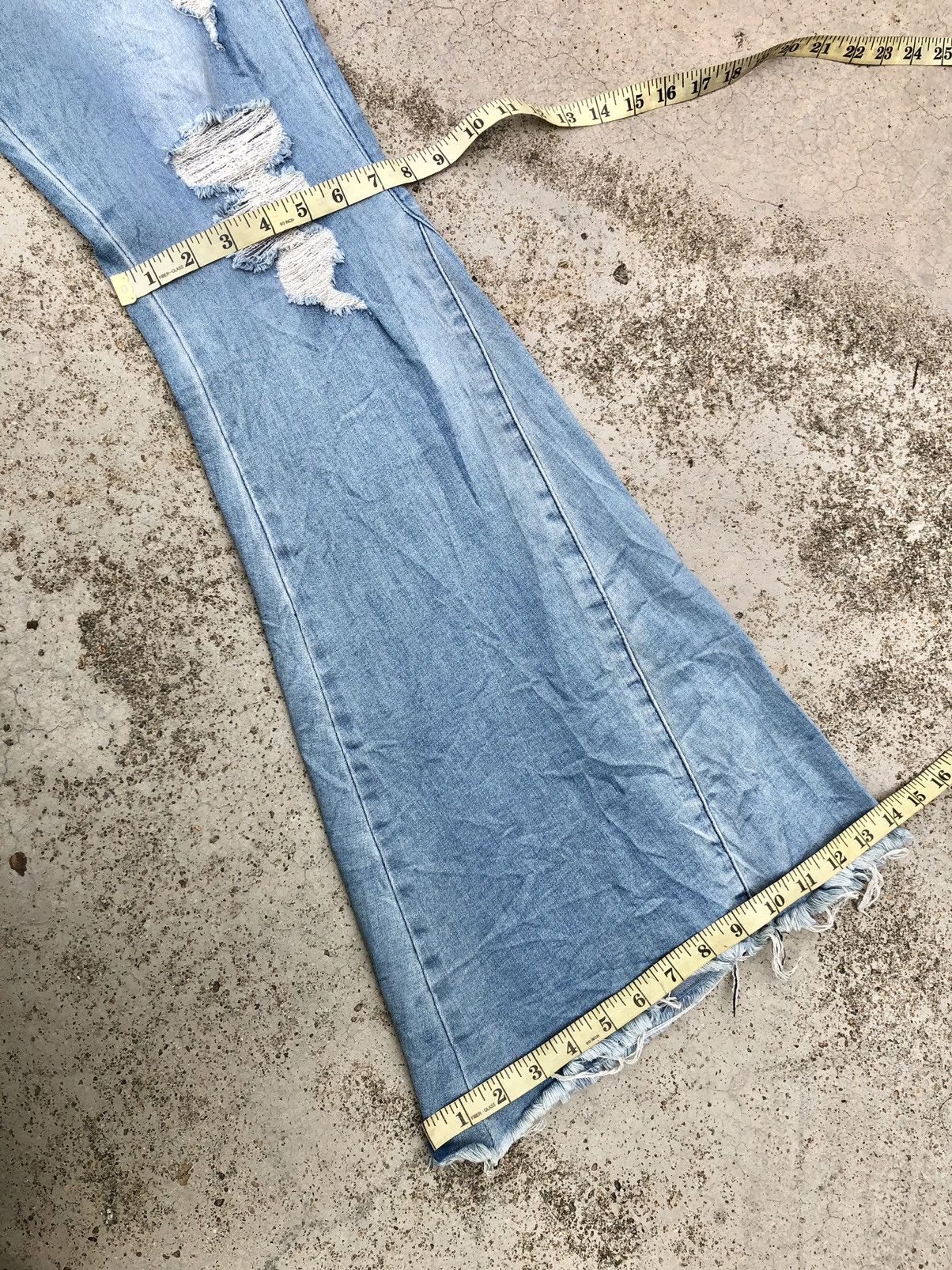 Other SUPER FLARE⚡️⚡️STRECTHABLE DENIM BY YMI USA Size 28" / US 6 / IT 42 - 9 Thumbnail