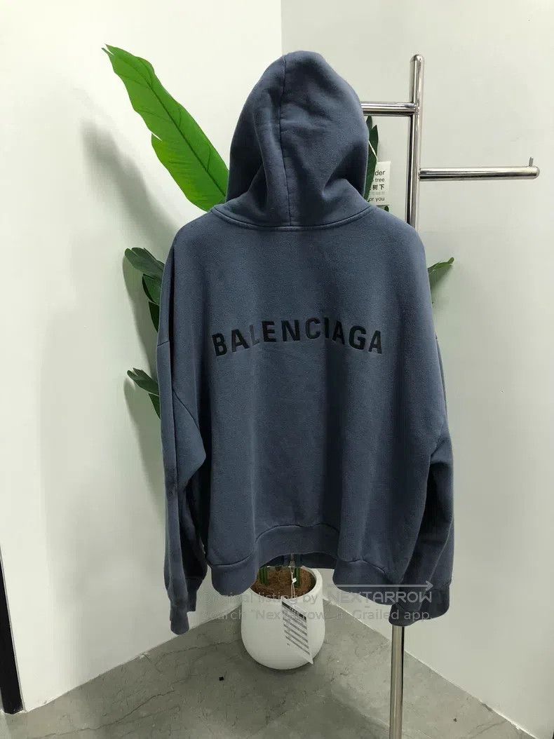Balenciaga Balenciaga Embroidered Zip-Up Hooded Open-Front Sweater Ja Size US XL / EU 56 / 4 - 2 Thumbnail