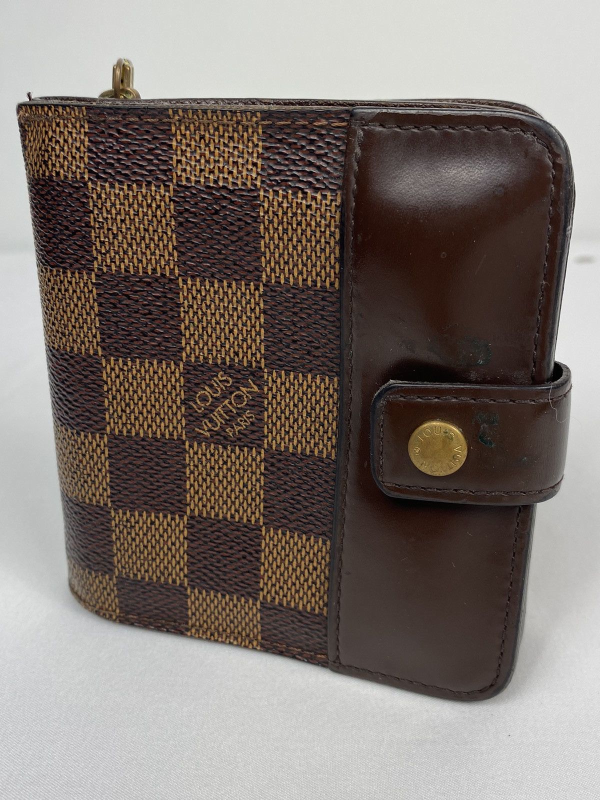 Damier Ebene Zippy Wallet
